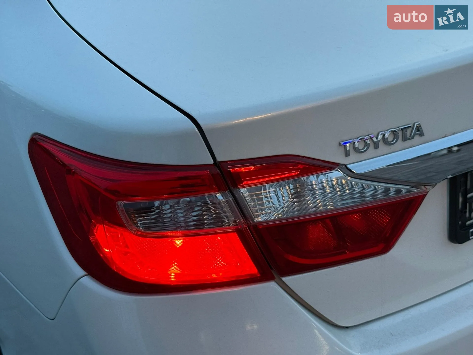 2011 Toyota Camry - мініатюра 10
