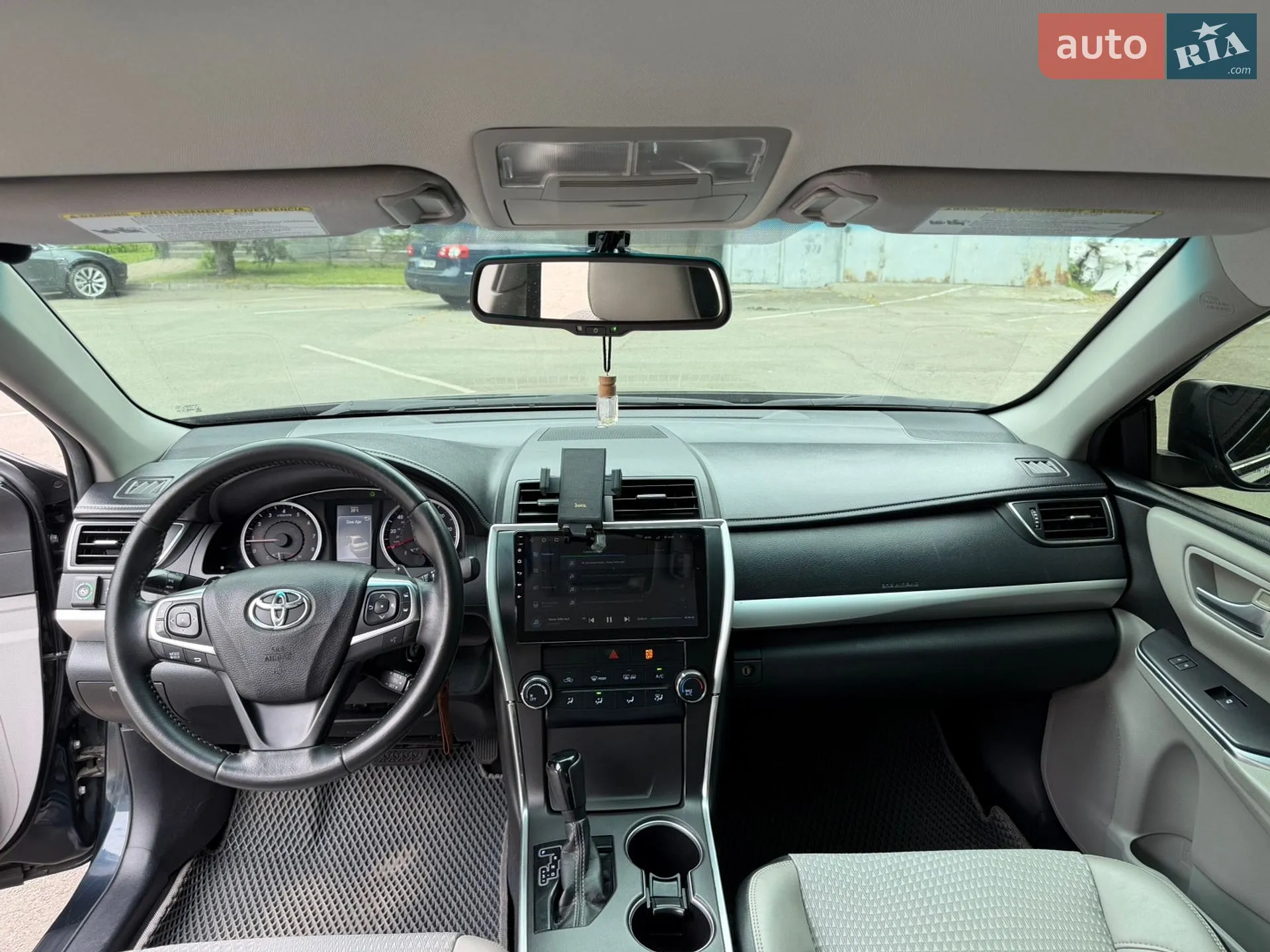 2015 Toyota Camry - мініатюра 18