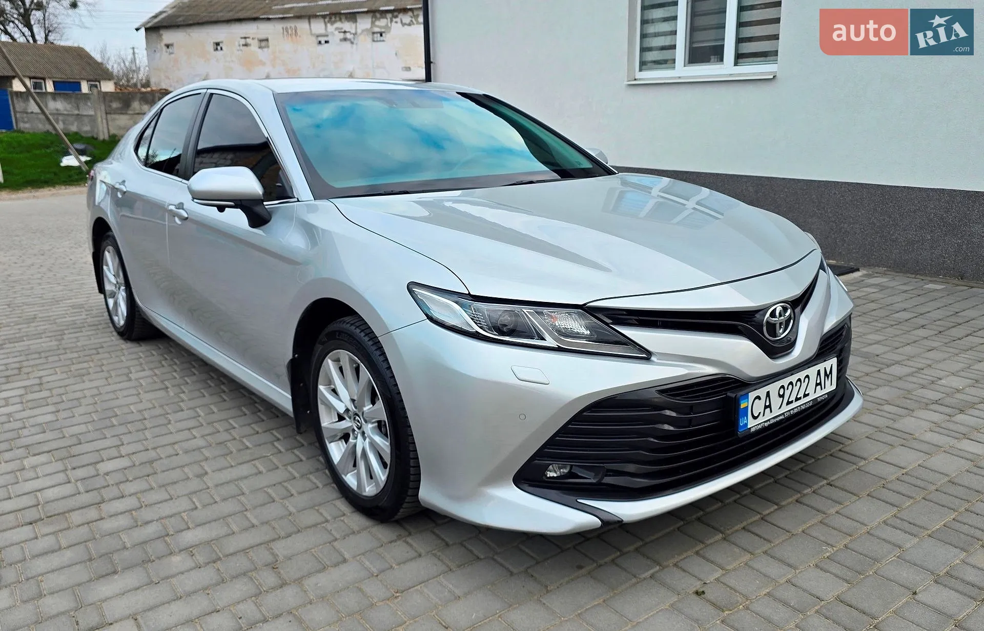 2017 Toyota Camry - мініатюра 3
