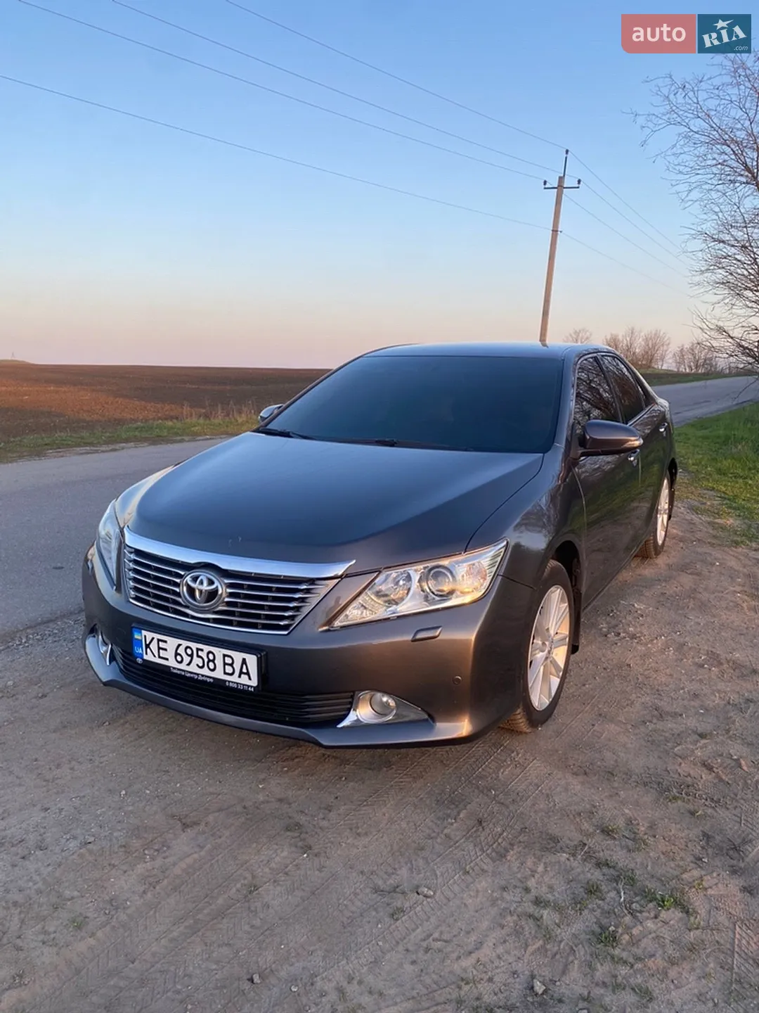 2012 Toyota Camry - мініатюра 3