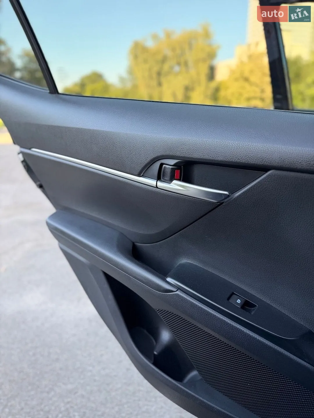 2019 Toyota Camry - мініатюра 28