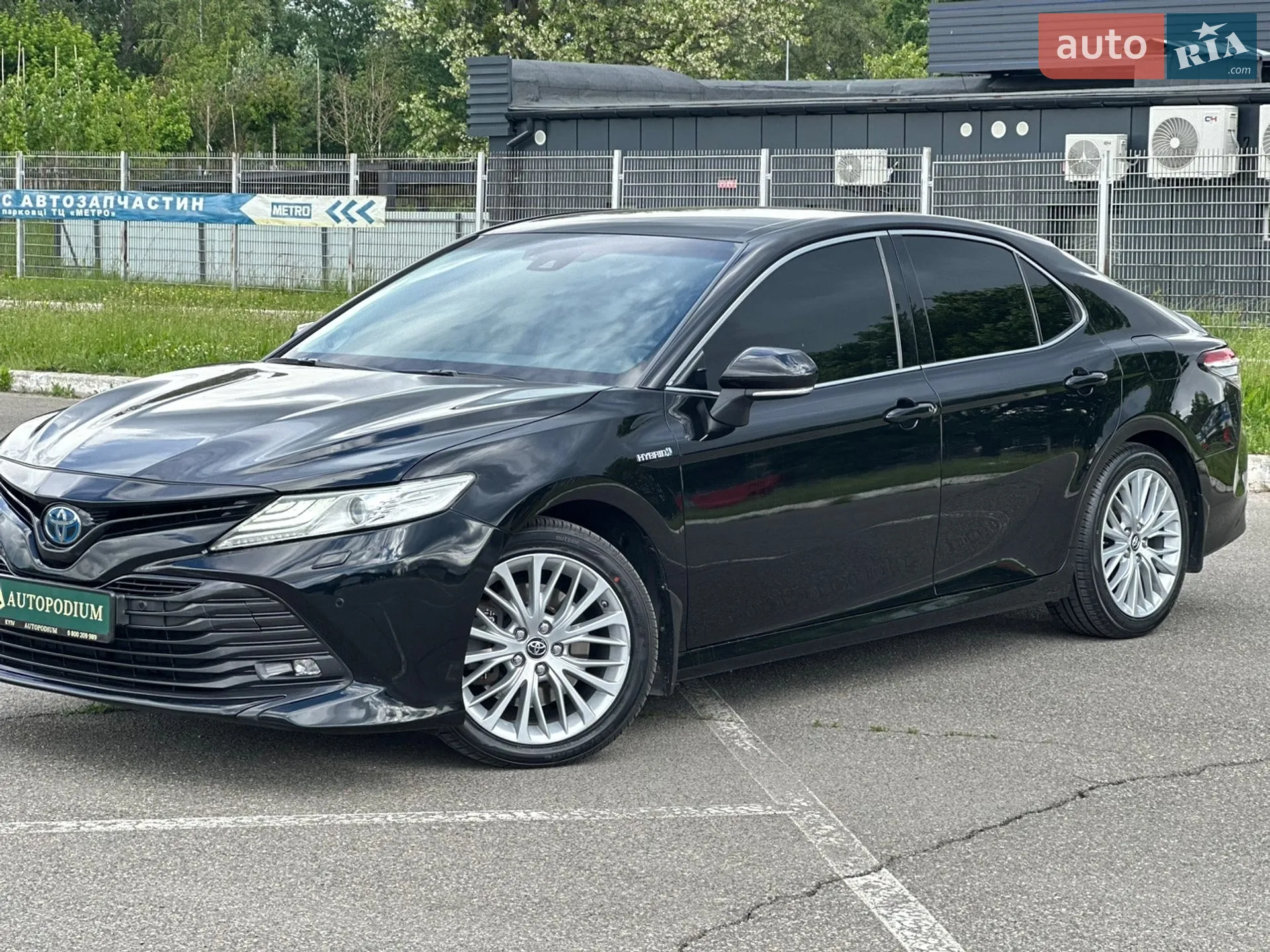 2019 Toyota Camry - мініатюра 3