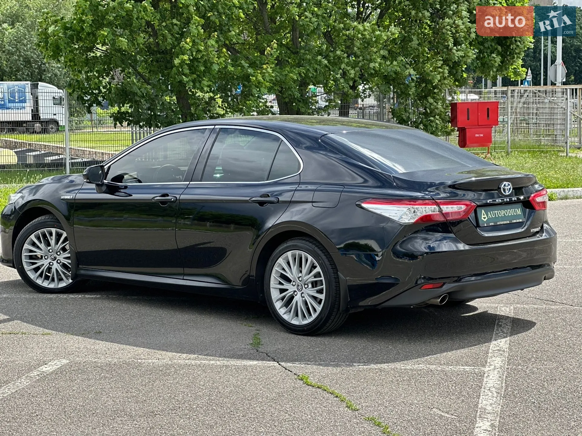 2019 Toyota Camry - мініатюра 12