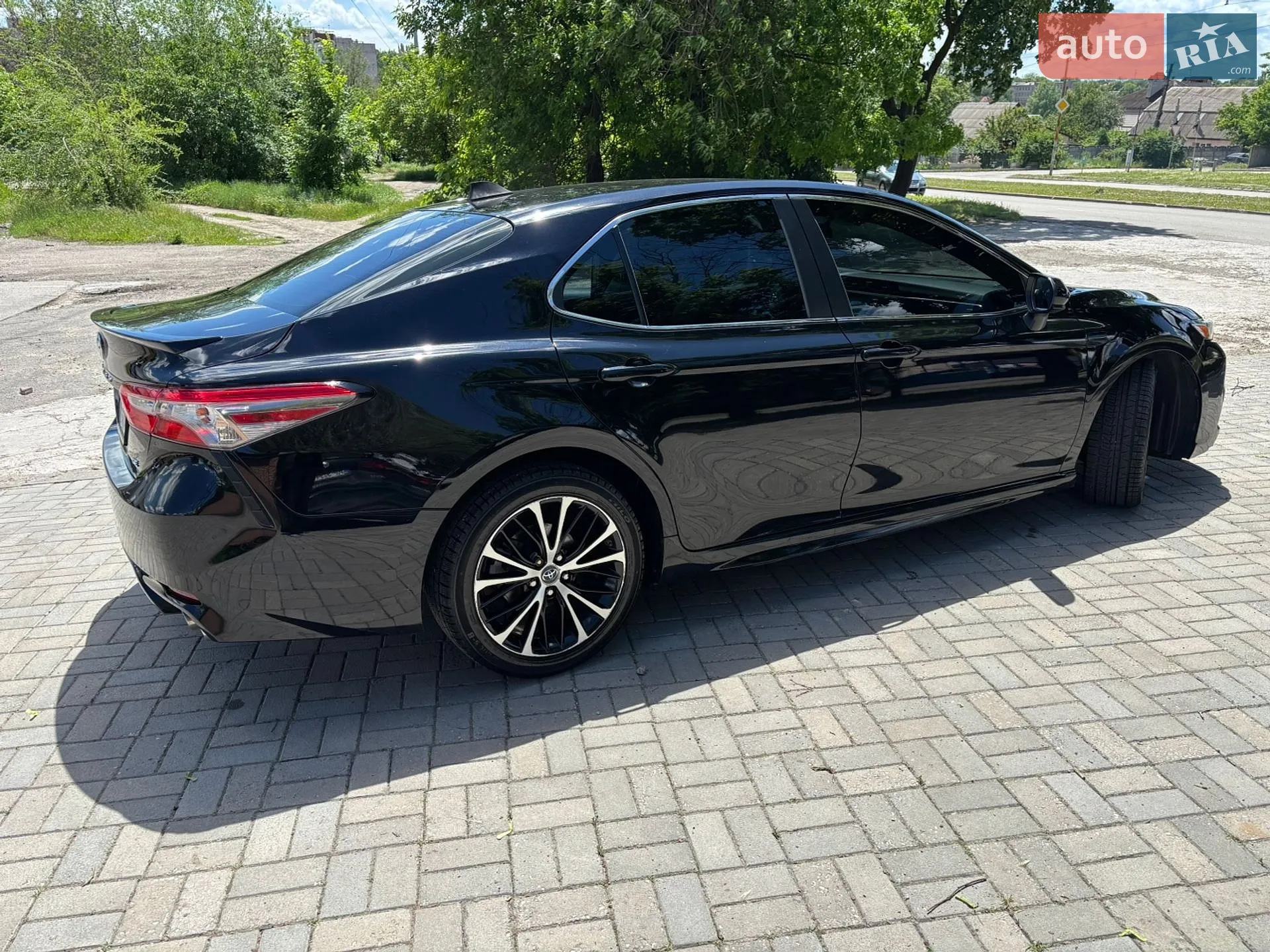 2018 Toyota Camry - мініатюра 3