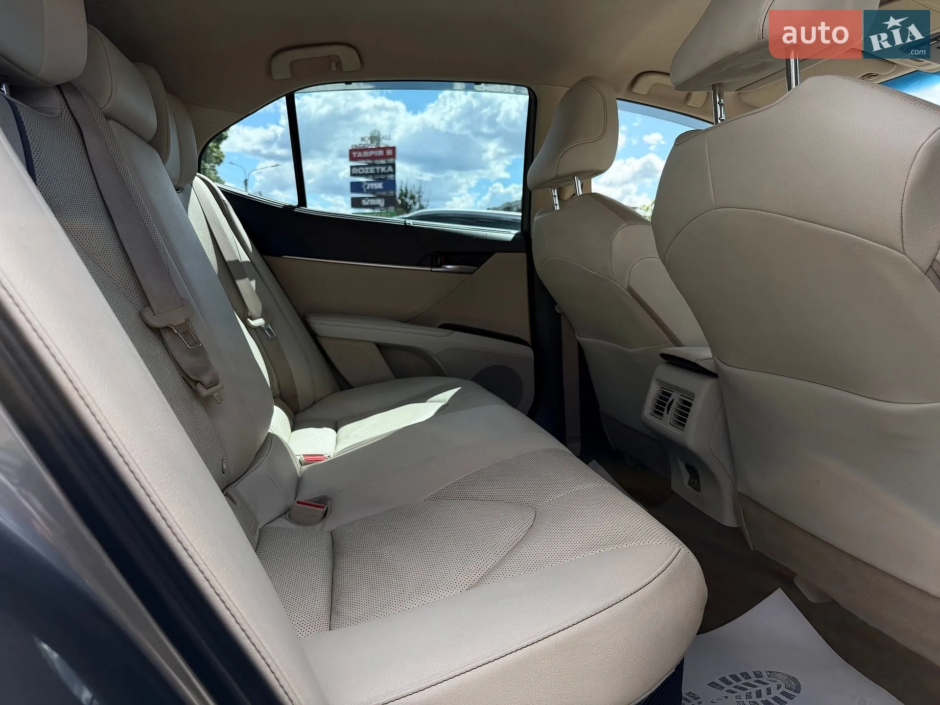 2021 Toyota Camry - мініатюра 28