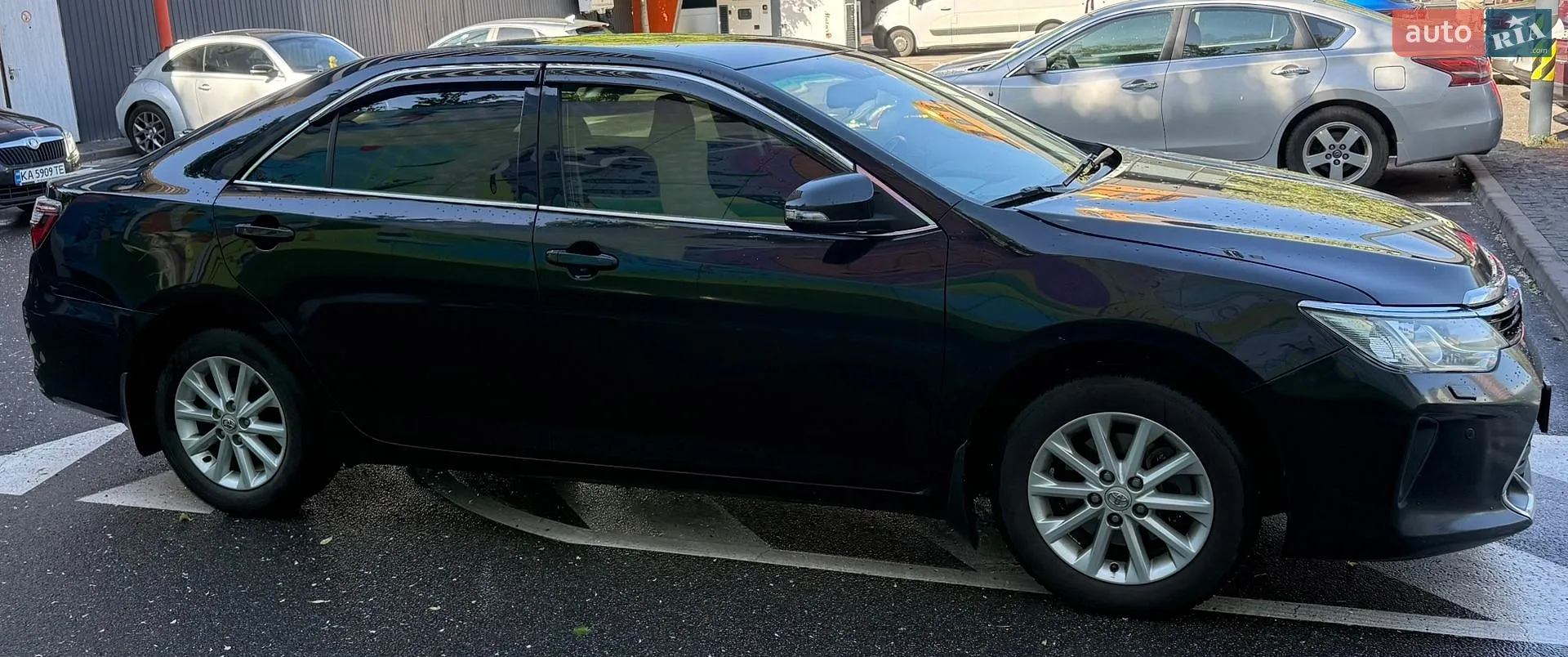 2016 Toyota Camry - мініатюра 18
