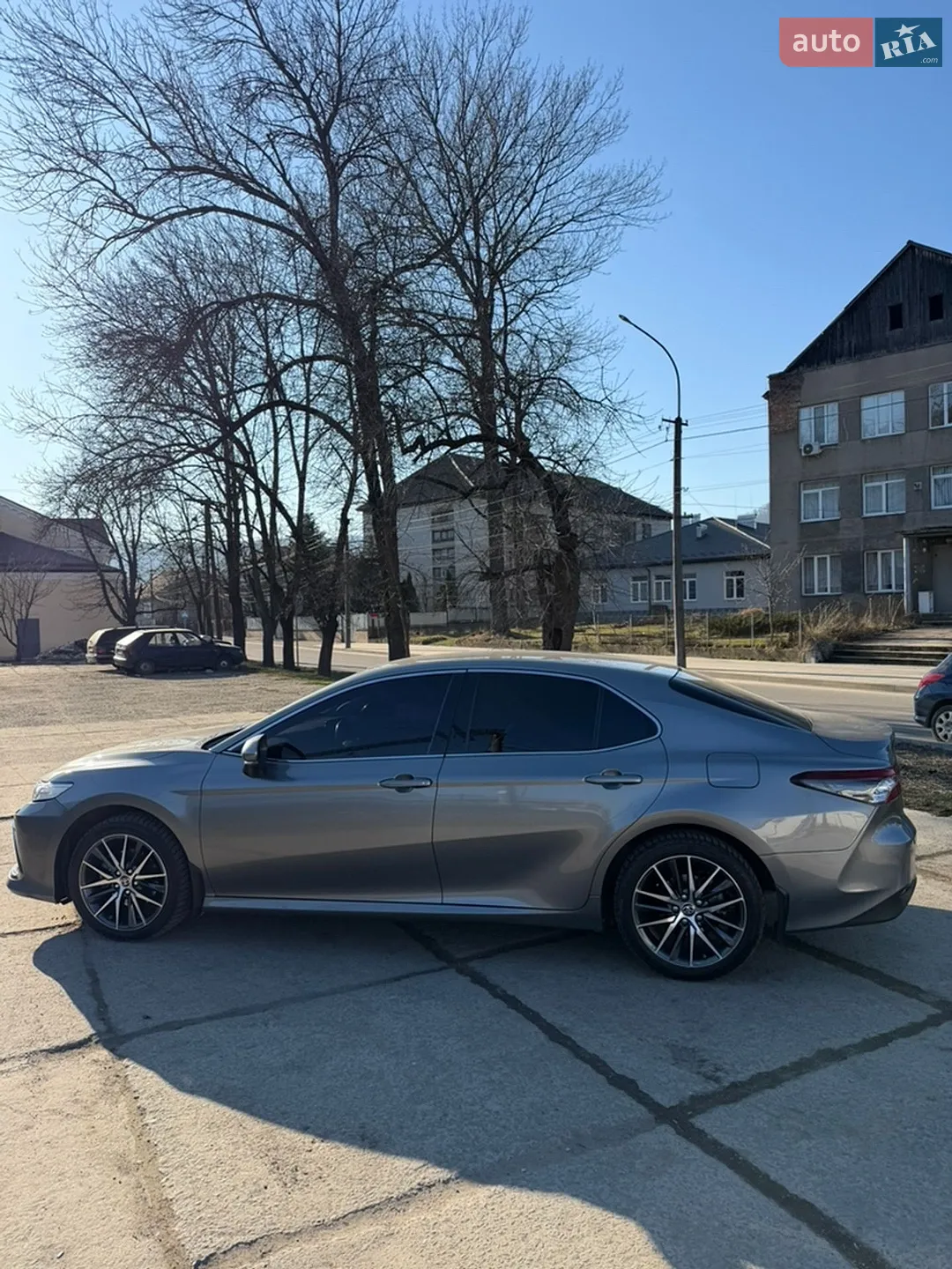 2021 Toyota Camry - мініатюра 3