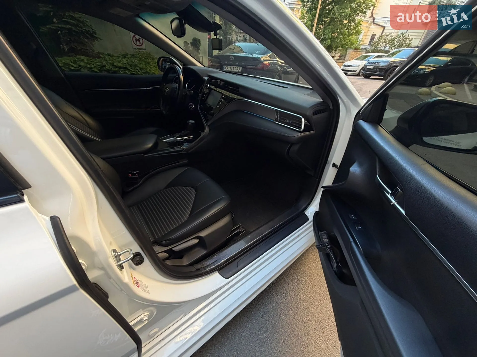 2018 Toyota Camry - мініатюра 13