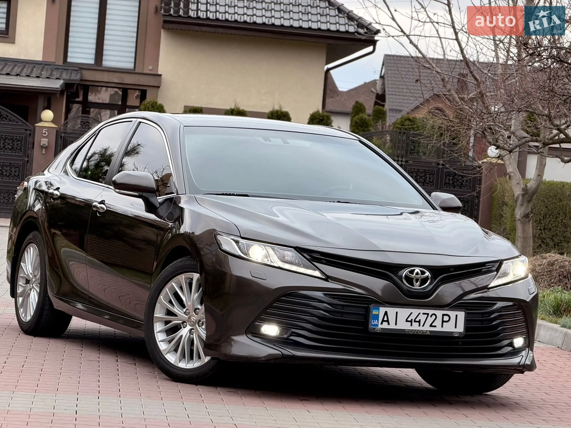 2017 Toyota Camry - мініатюра 12
