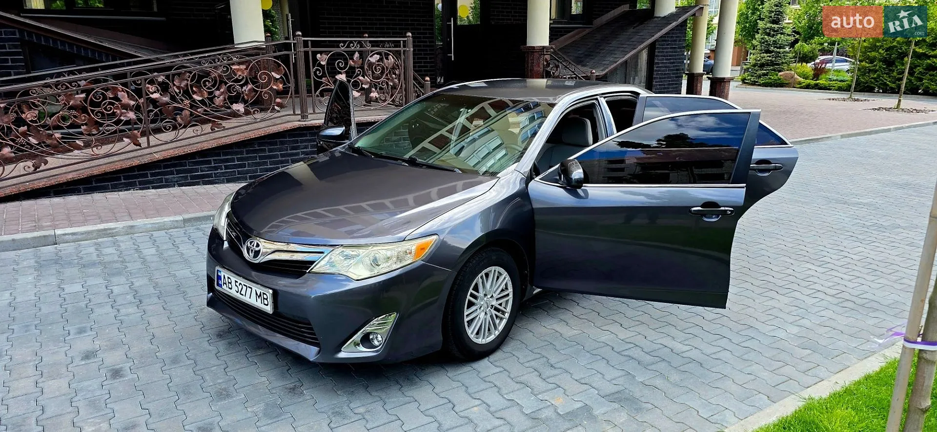2012 Toyota Camry - мініатюра 14