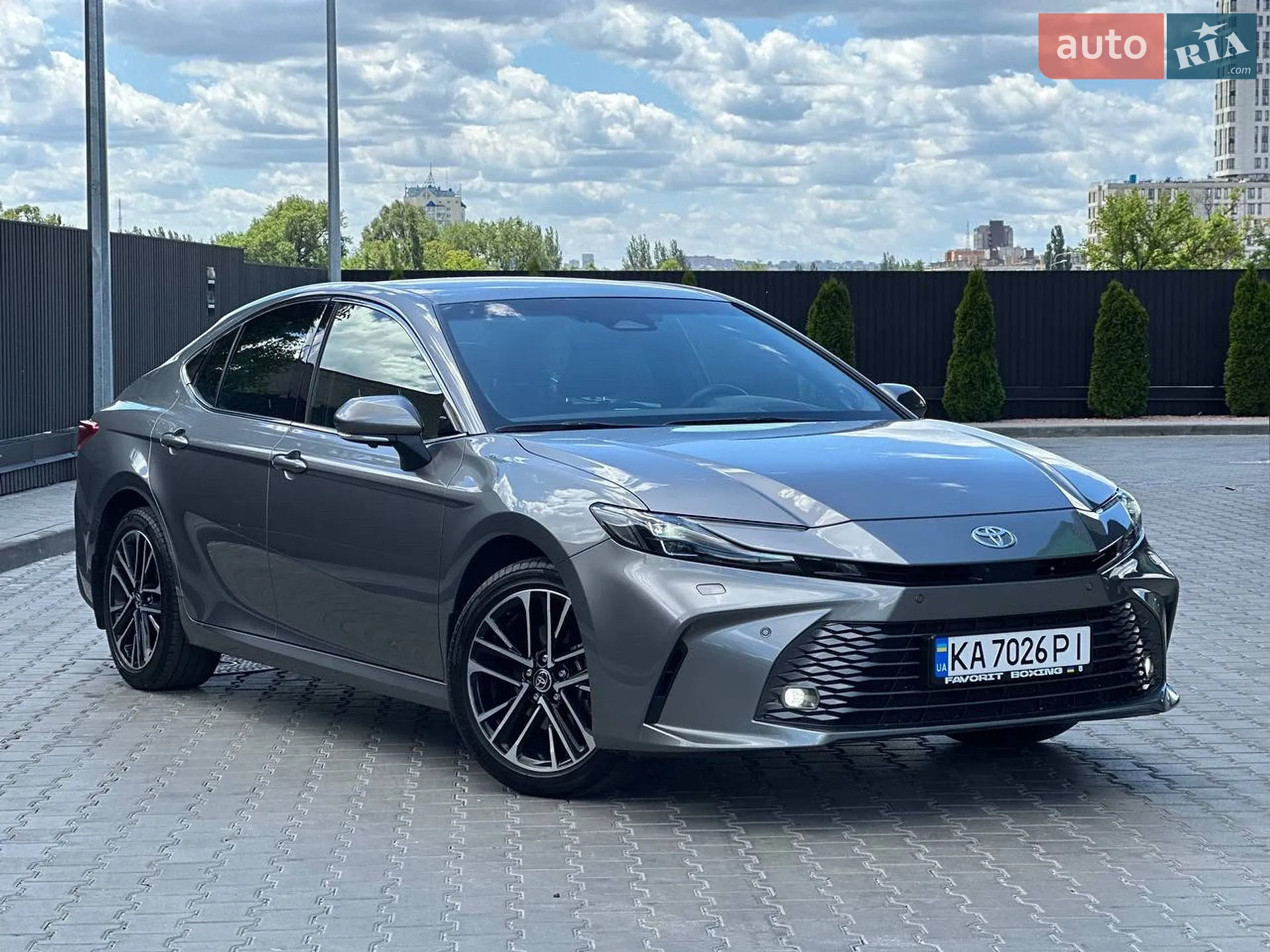 2024 Toyota Camry - мініатюра 2