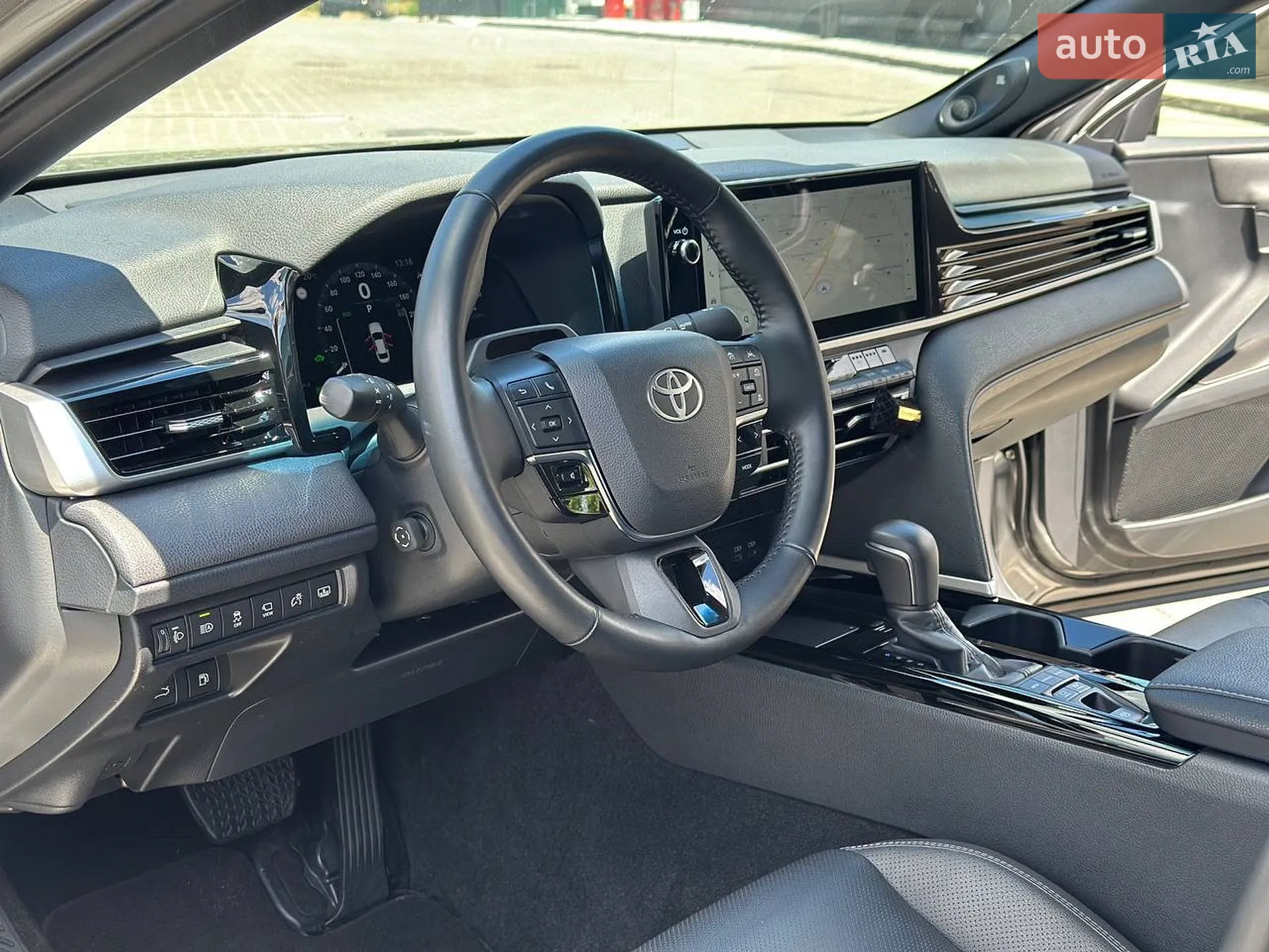 2024 Toyota Camry - мініатюра 12