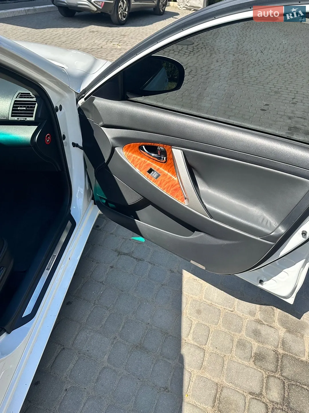 2010 Toyota Camry - мініатюра 28