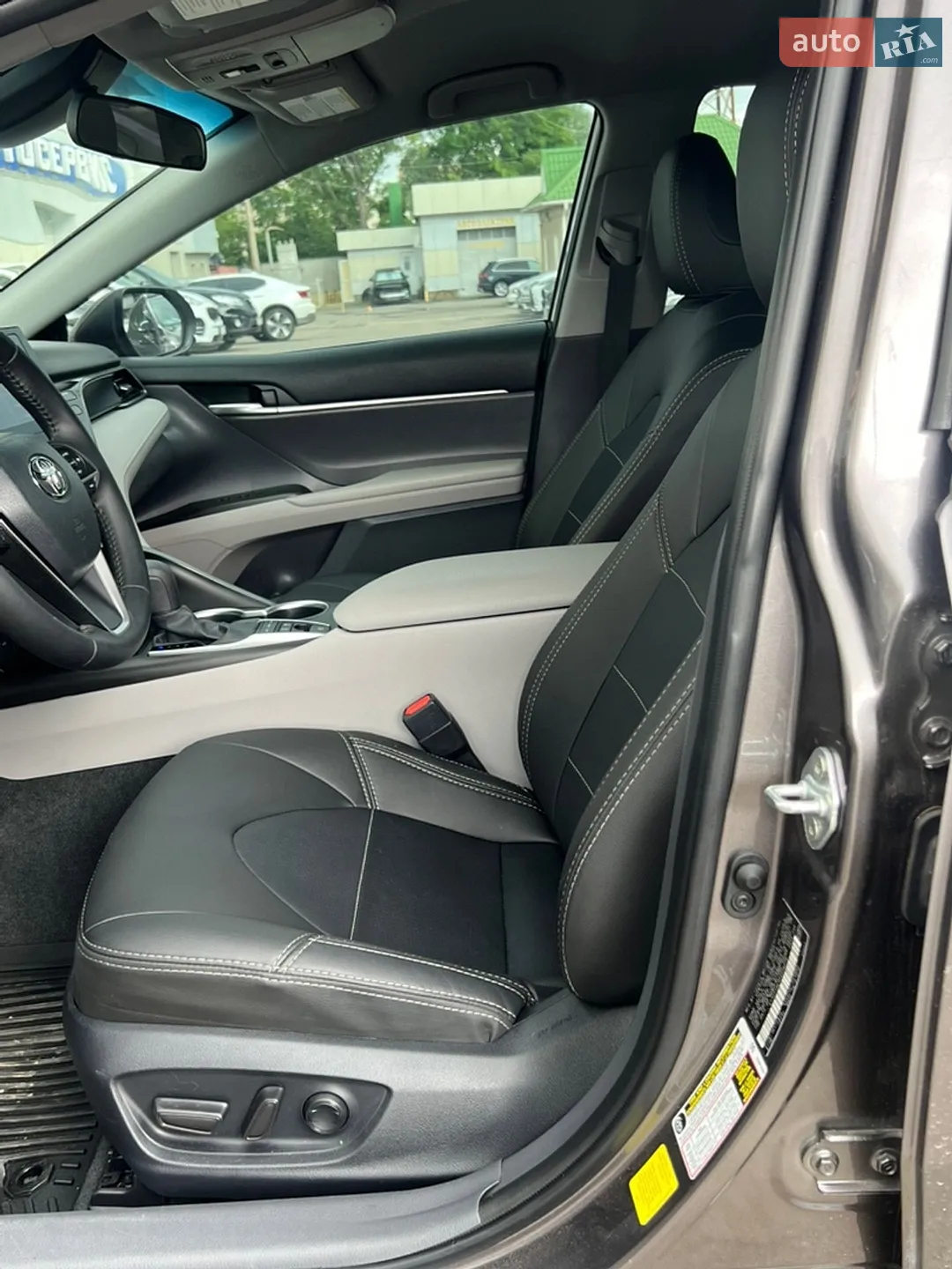 2023 Toyota Camry - мініатюра 21