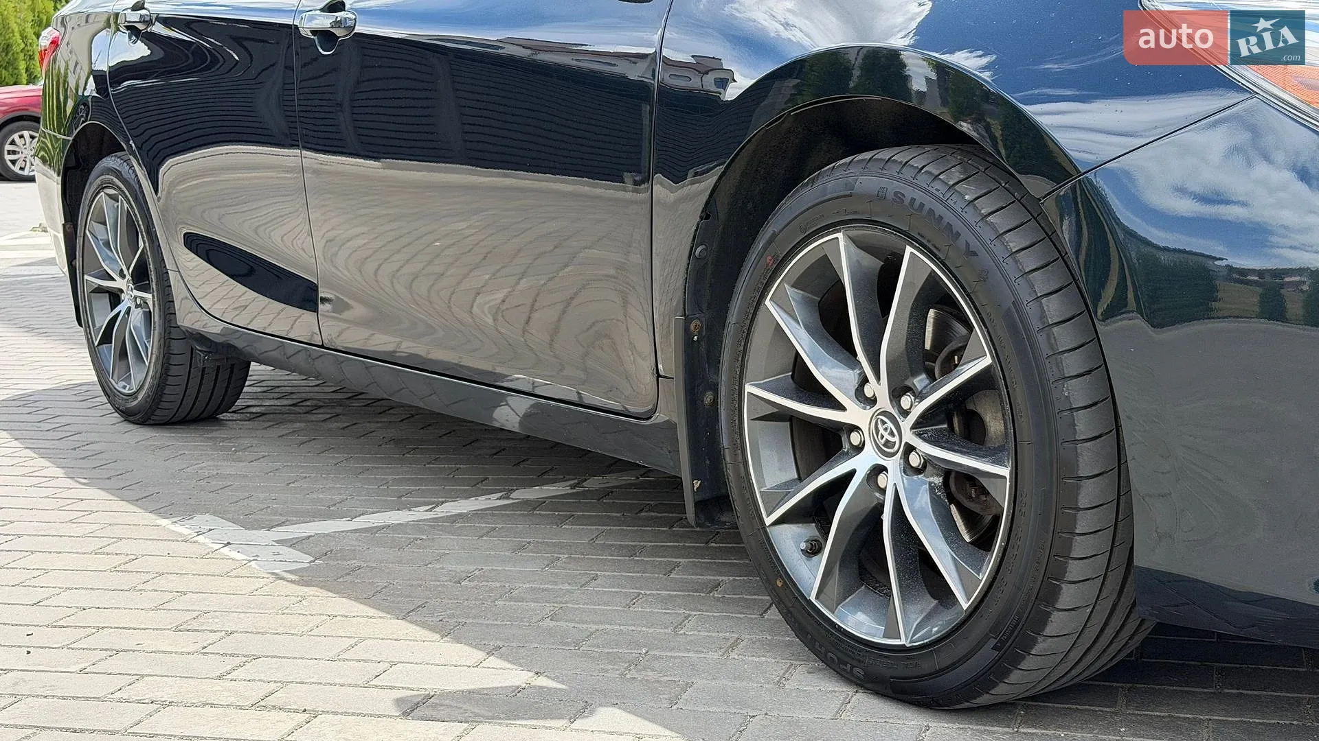2014 Toyota Camry - мініатюра 19