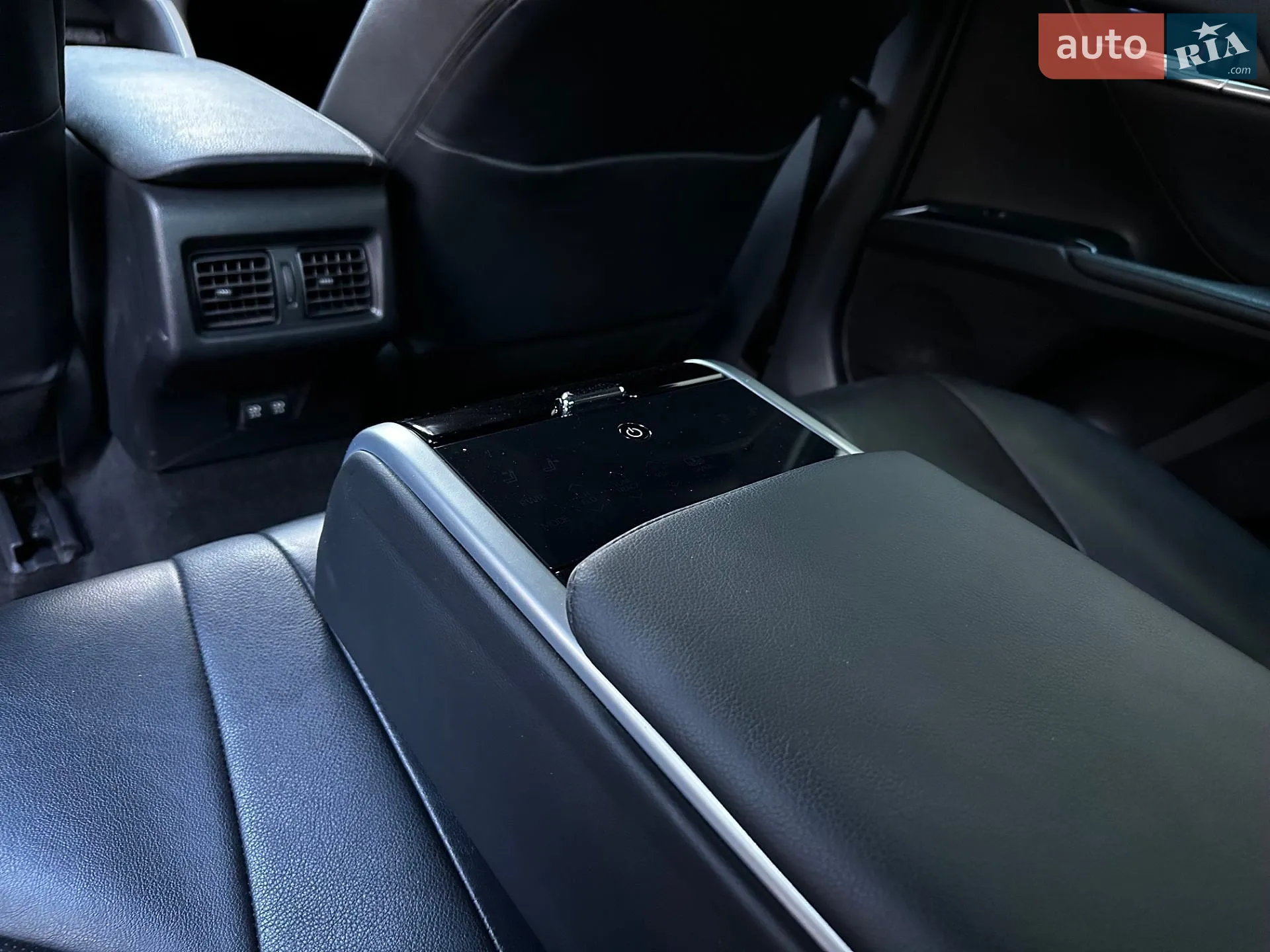 2019 Toyota Camry - мініатюра 61