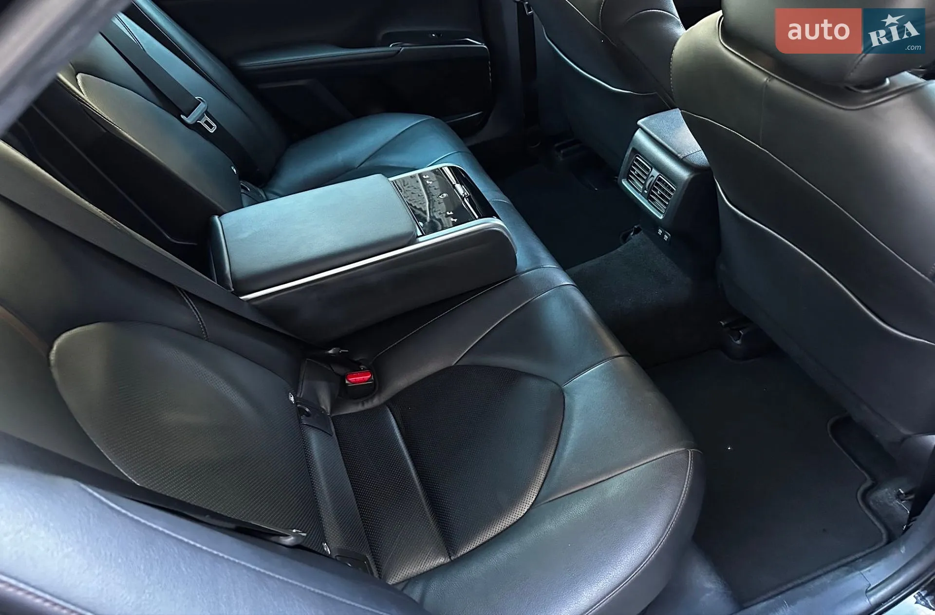 2019 Toyota Camry - мініатюра 62