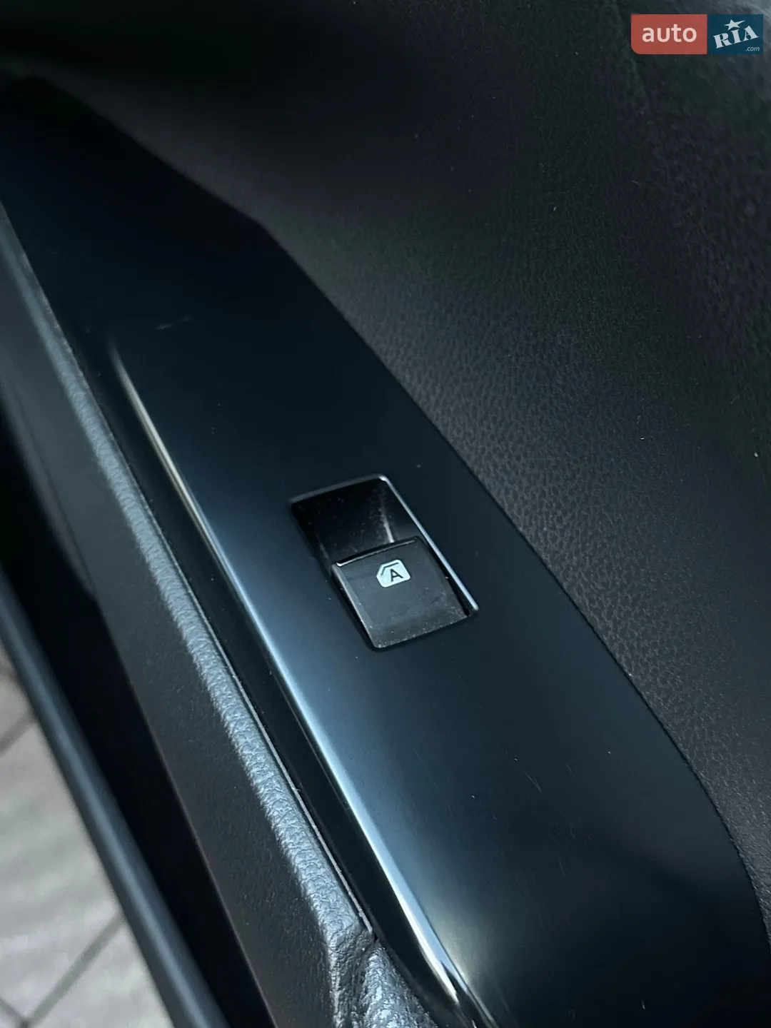 2019 Toyota Camry - мініатюра 74
