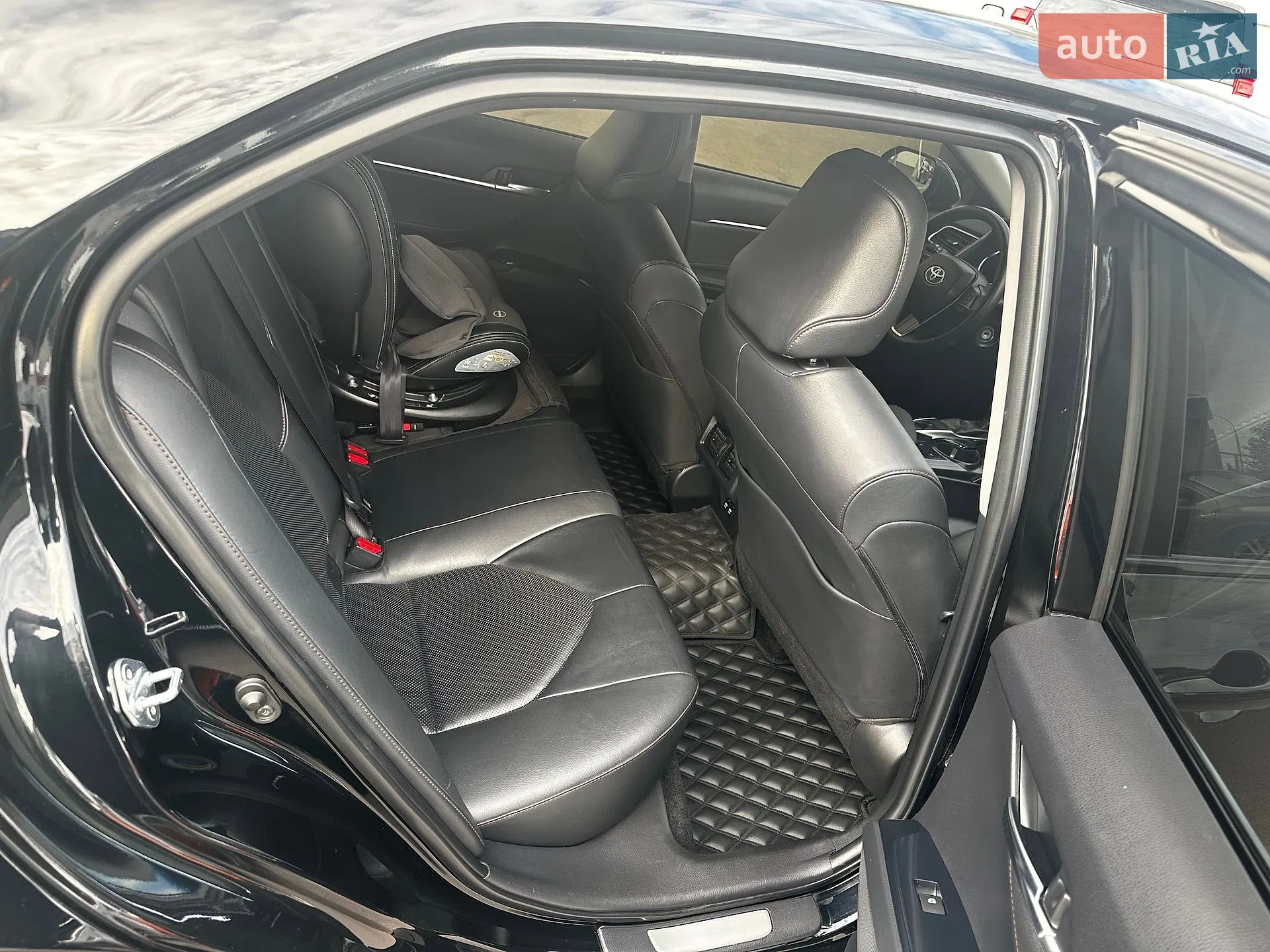 2017 Toyota Camry - мініатюра 22