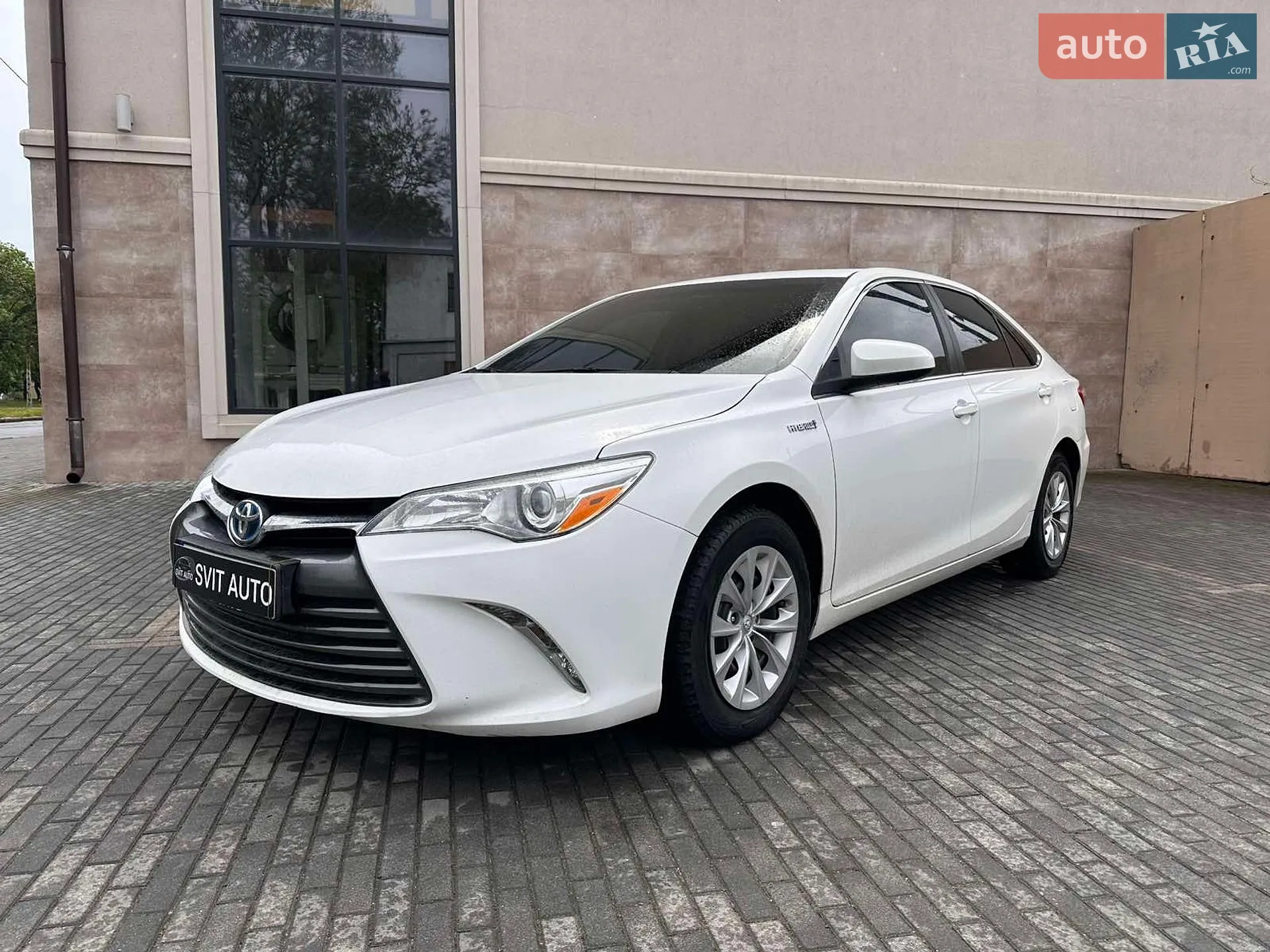 2016 Toyota Camry - фото 1