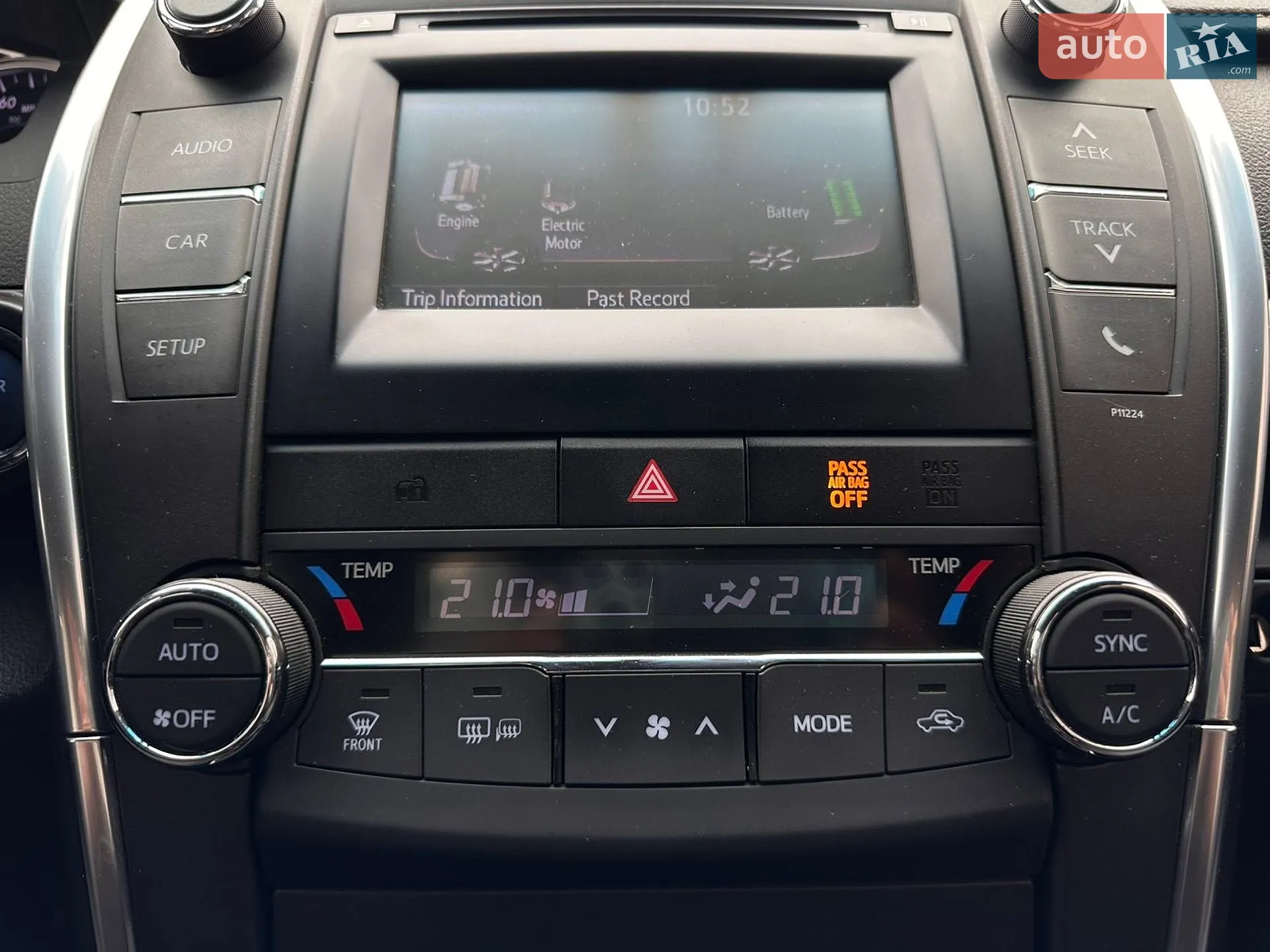 2016 Toyota Camry - мініатюра 31