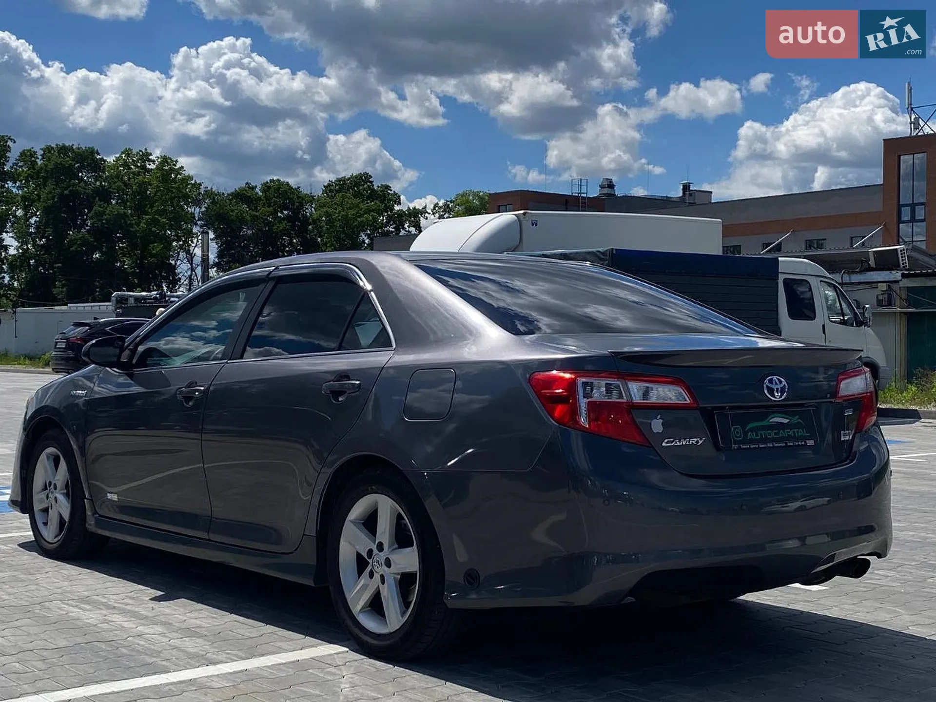 2014 Toyota Camry - мініатюра 16