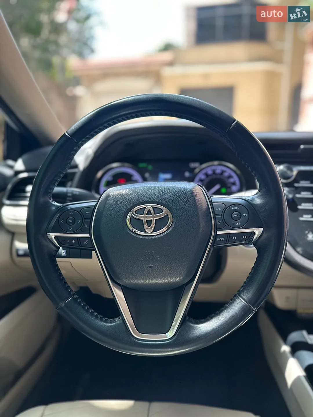 2018 Toyota Camry - мініатюра 16