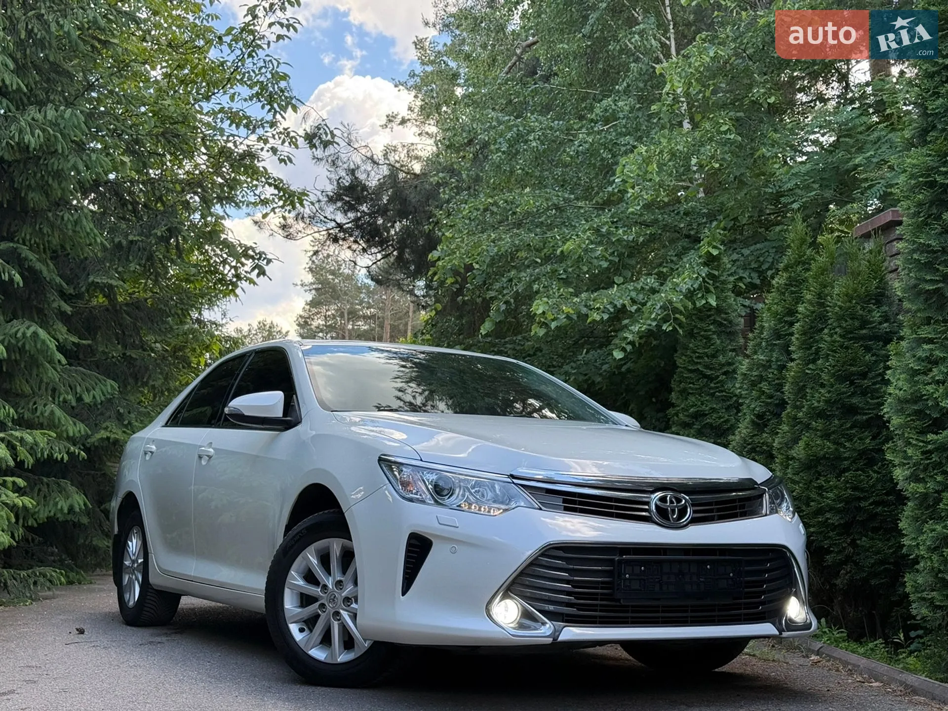 2016 Toyota Camry - мініатюра 35