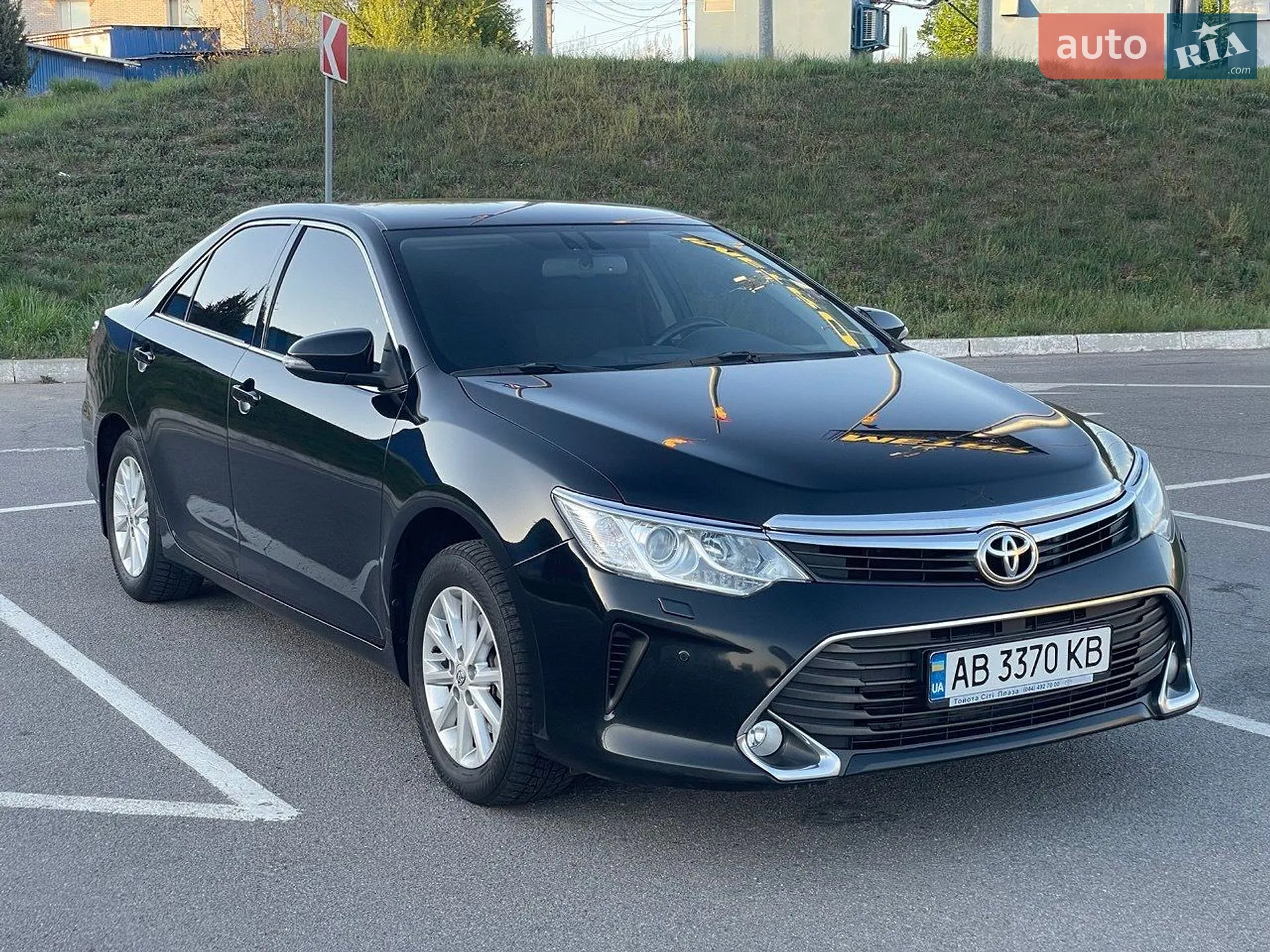 2015 Toyota Camry - мініатюра 3