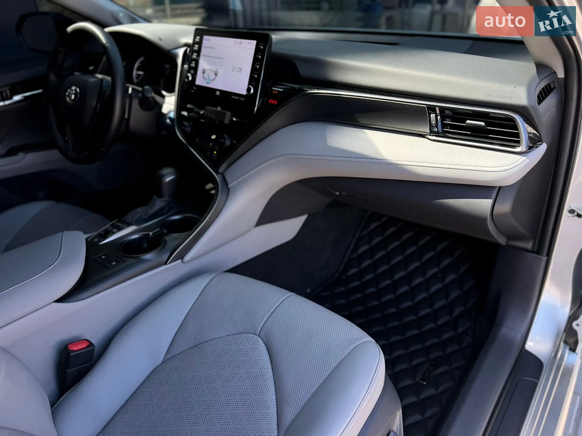 2020 Toyota Camry - мініатюра 28