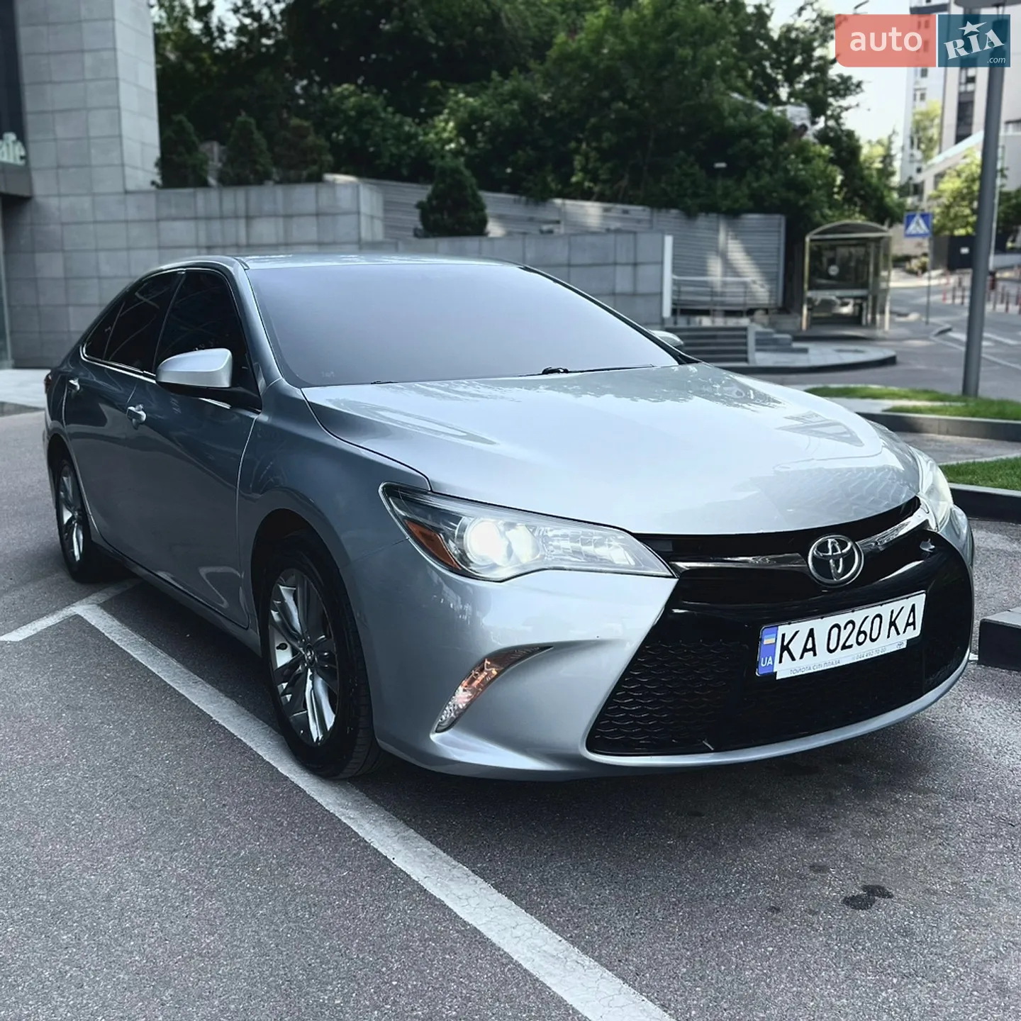2015 Toyota Camry - мініатюра 2