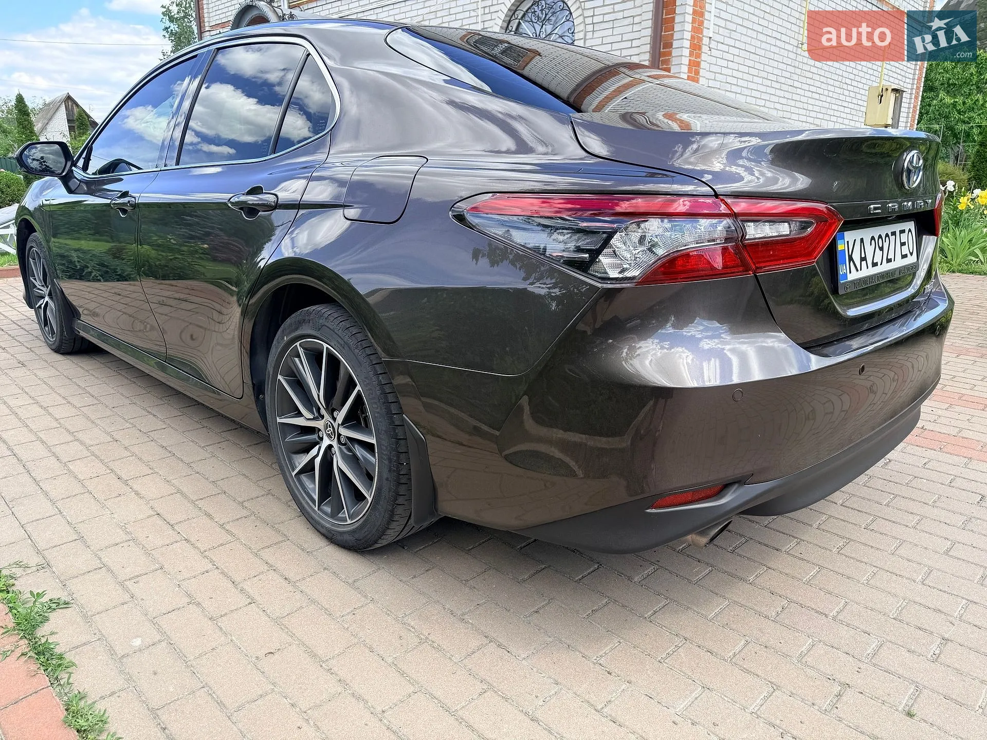 2021 Toyota Camry - мініатюра 3