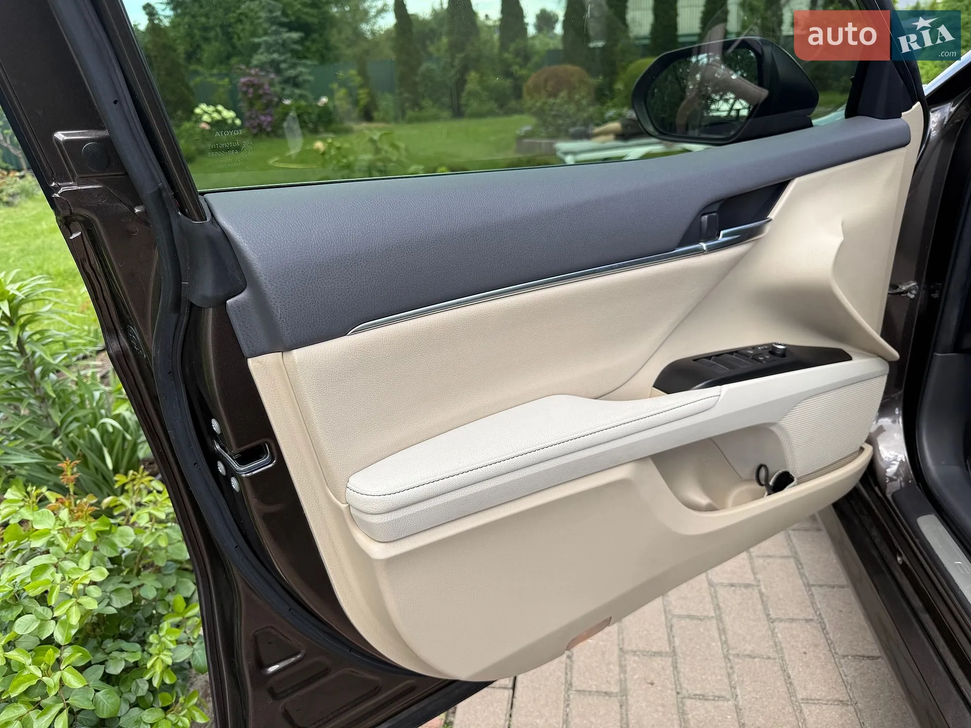 2021 Toyota Camry - мініатюра 9