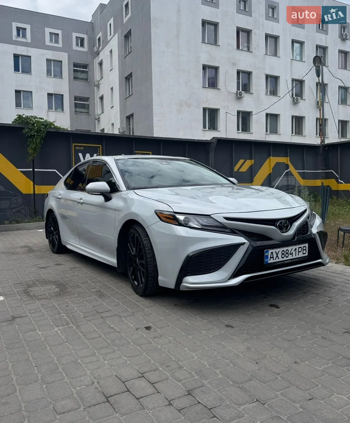 2022 Toyota Camry - мініатюра 2