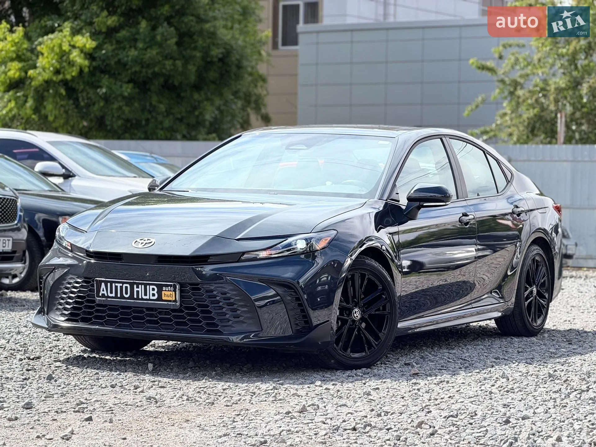 2025 Toyota Camry - мініатюра 3