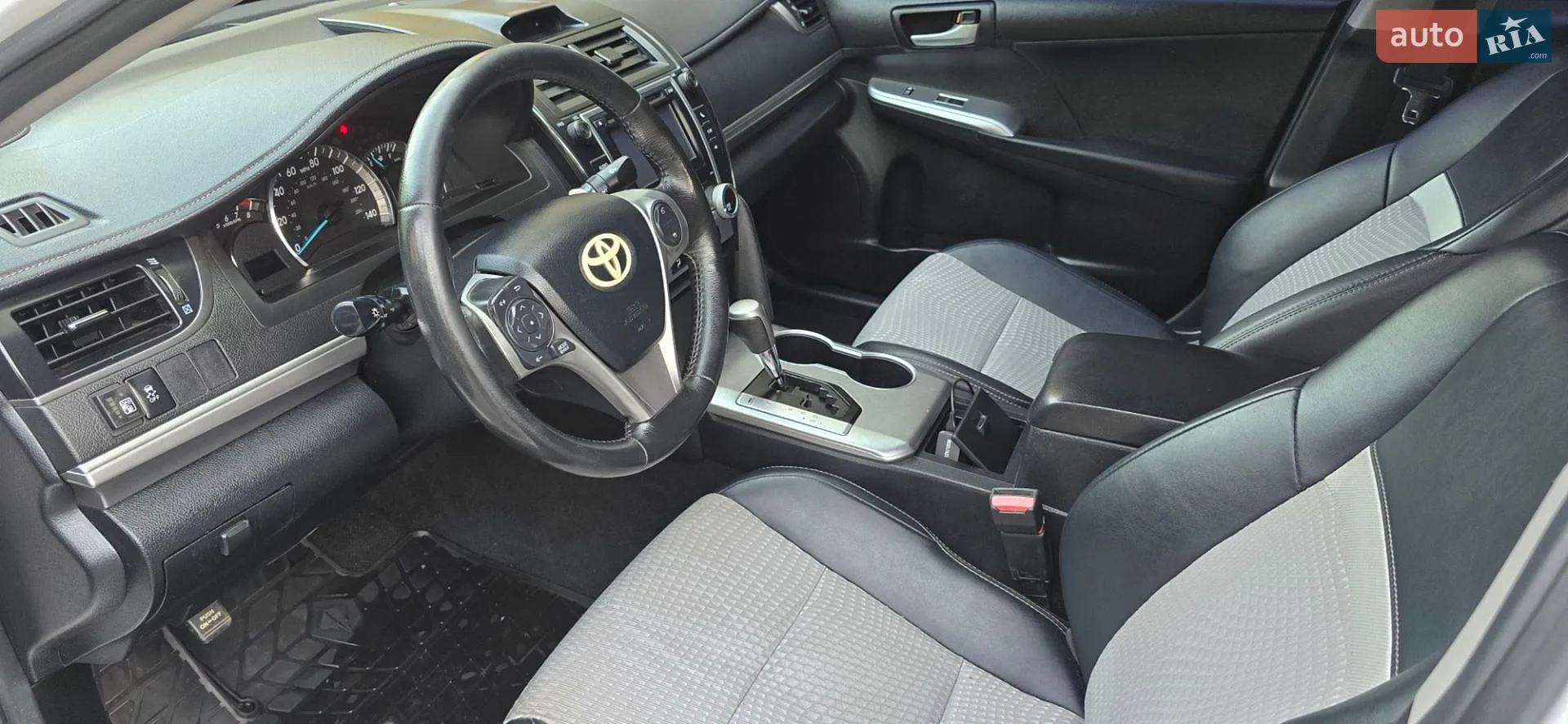 2012 Toyota Camry - мініатюра 12