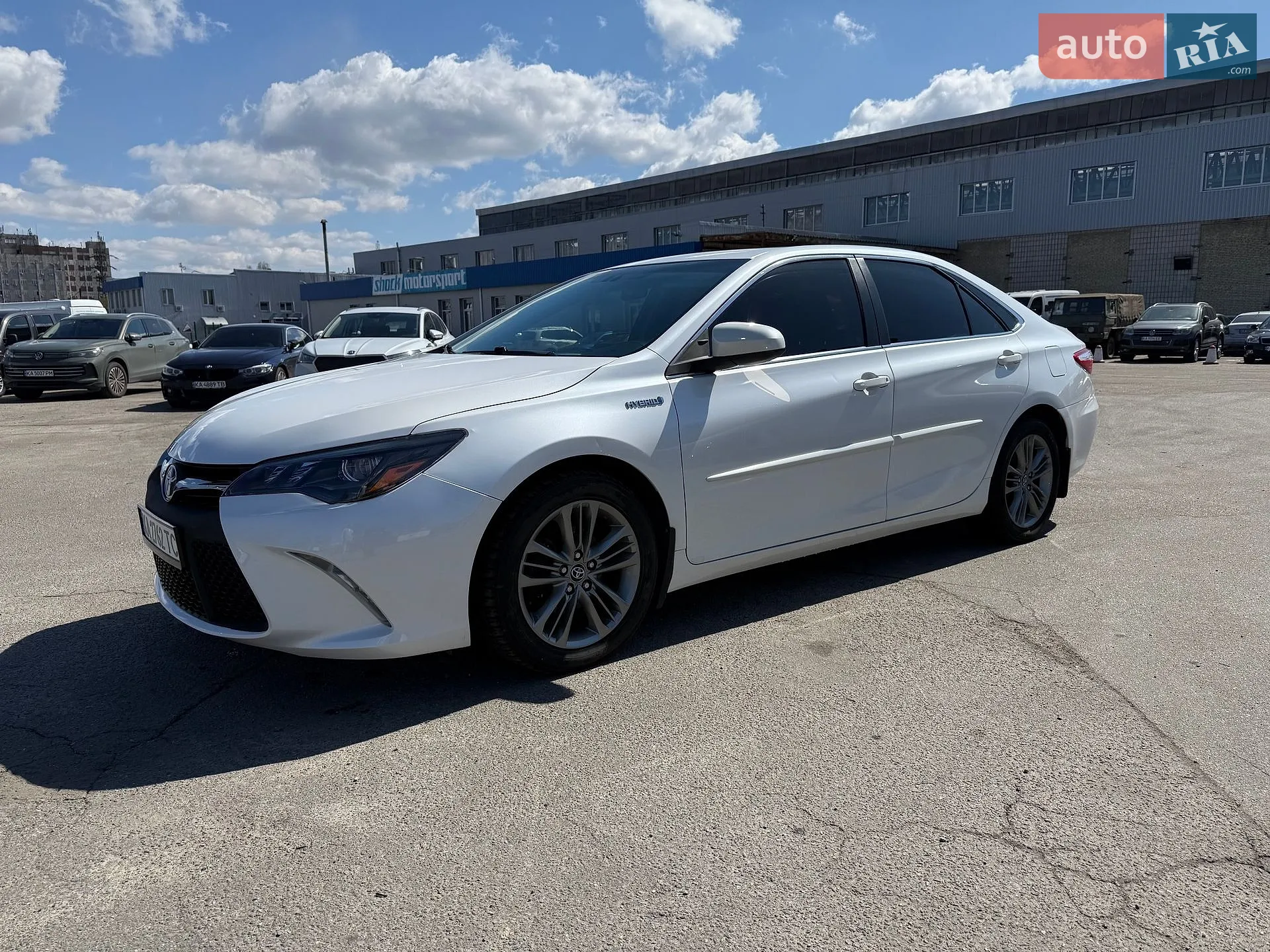 2017 Toyota Camry - мініатюра 2