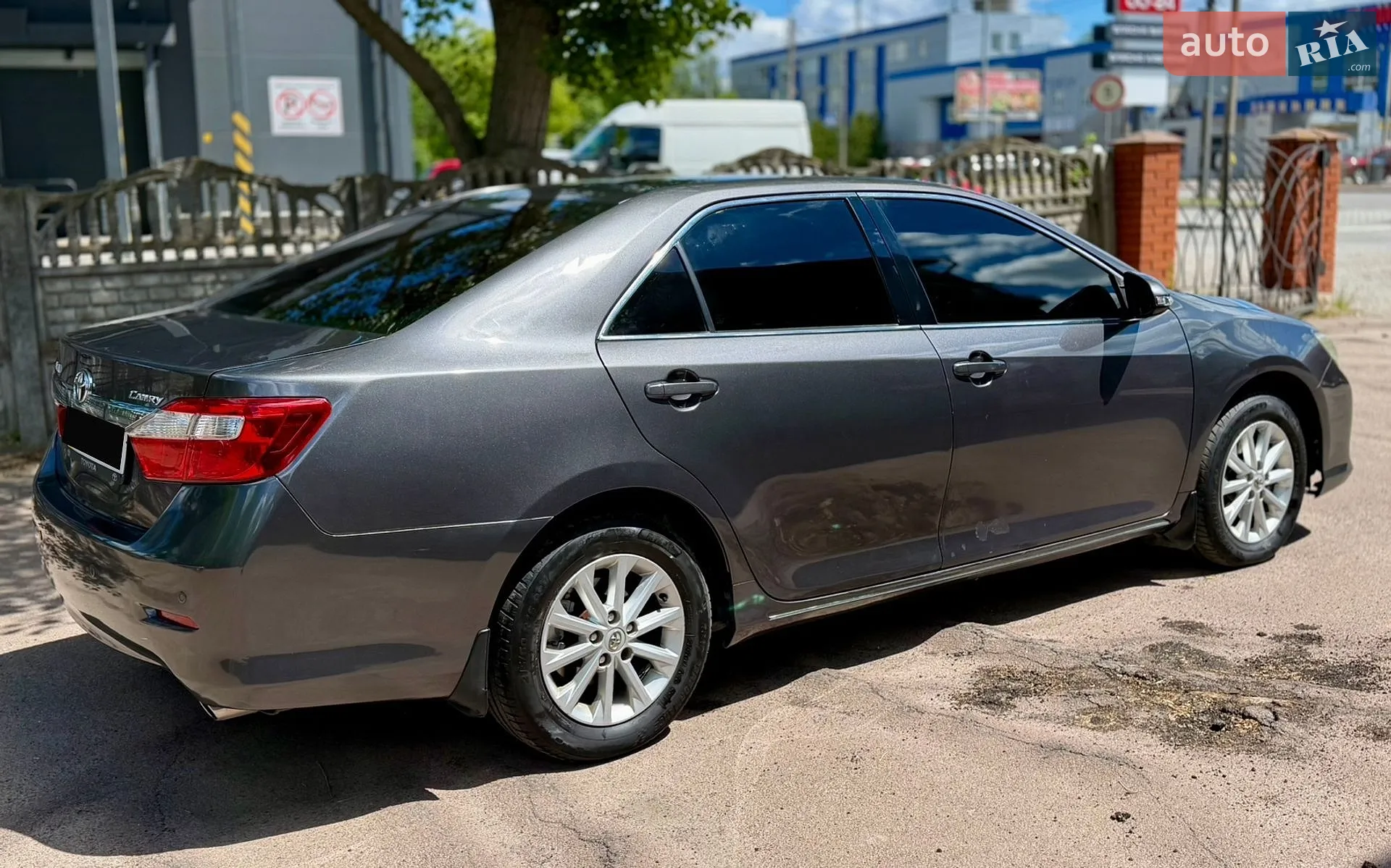 2013 Toyota Camry - мініатюра 14