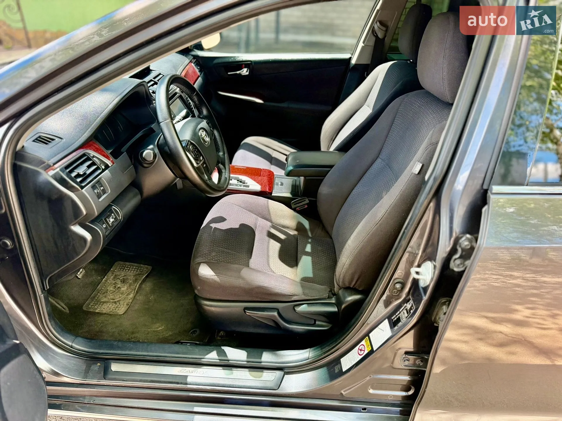 2013 Toyota Camry - мініатюра 16