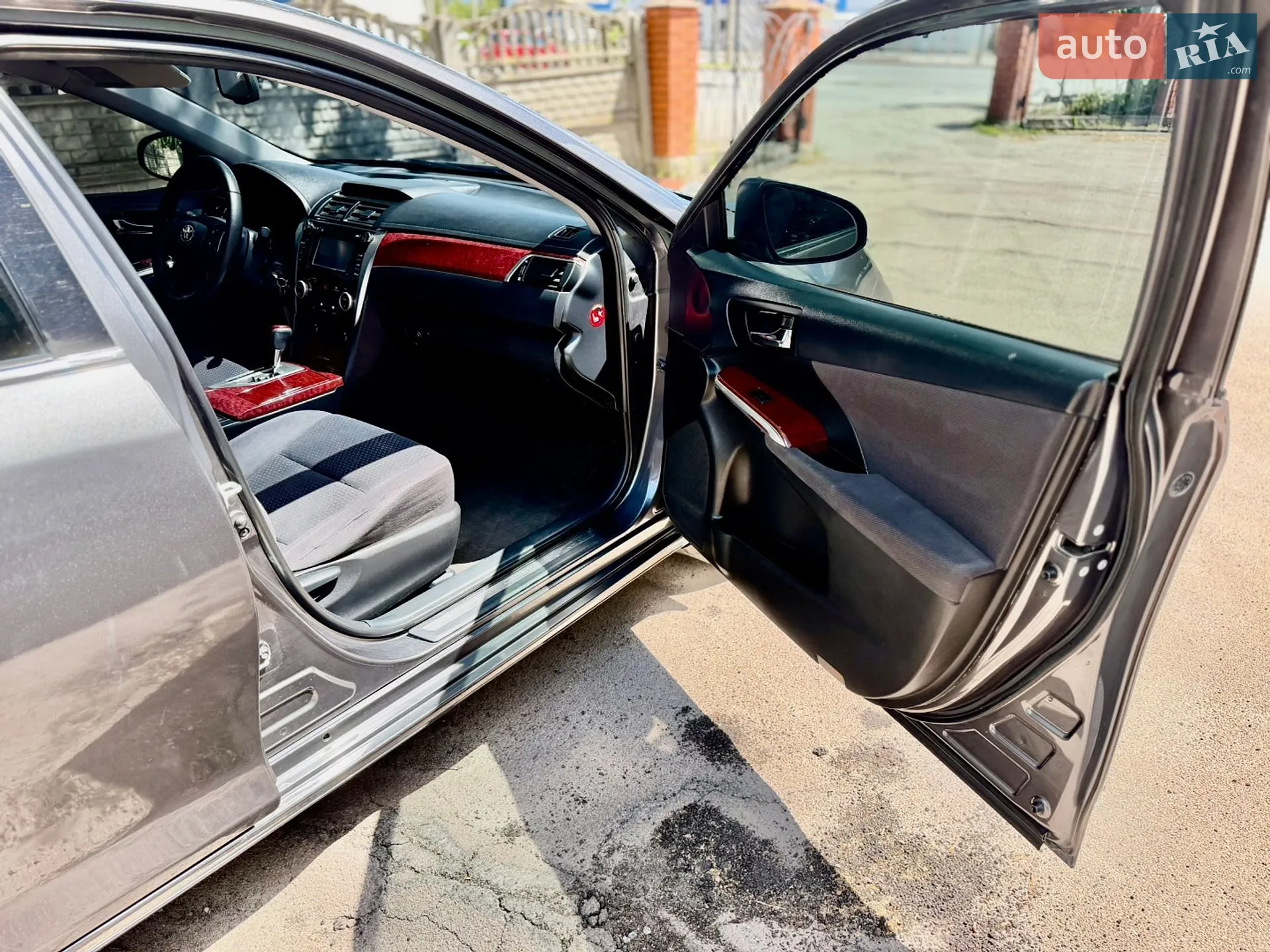 2013 Toyota Camry - мініатюра 19