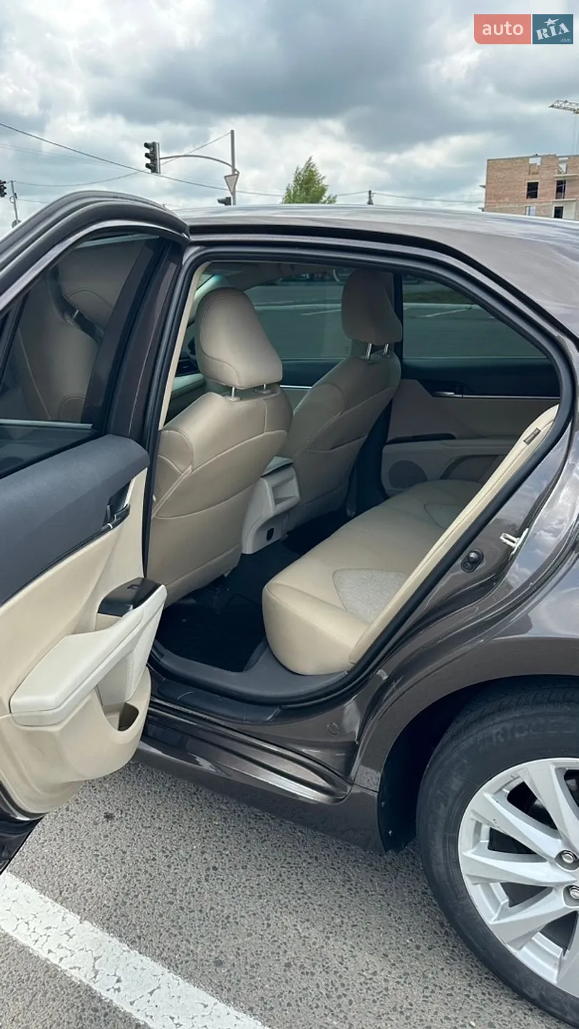 2019 Toyota Camry - мініатюра 14