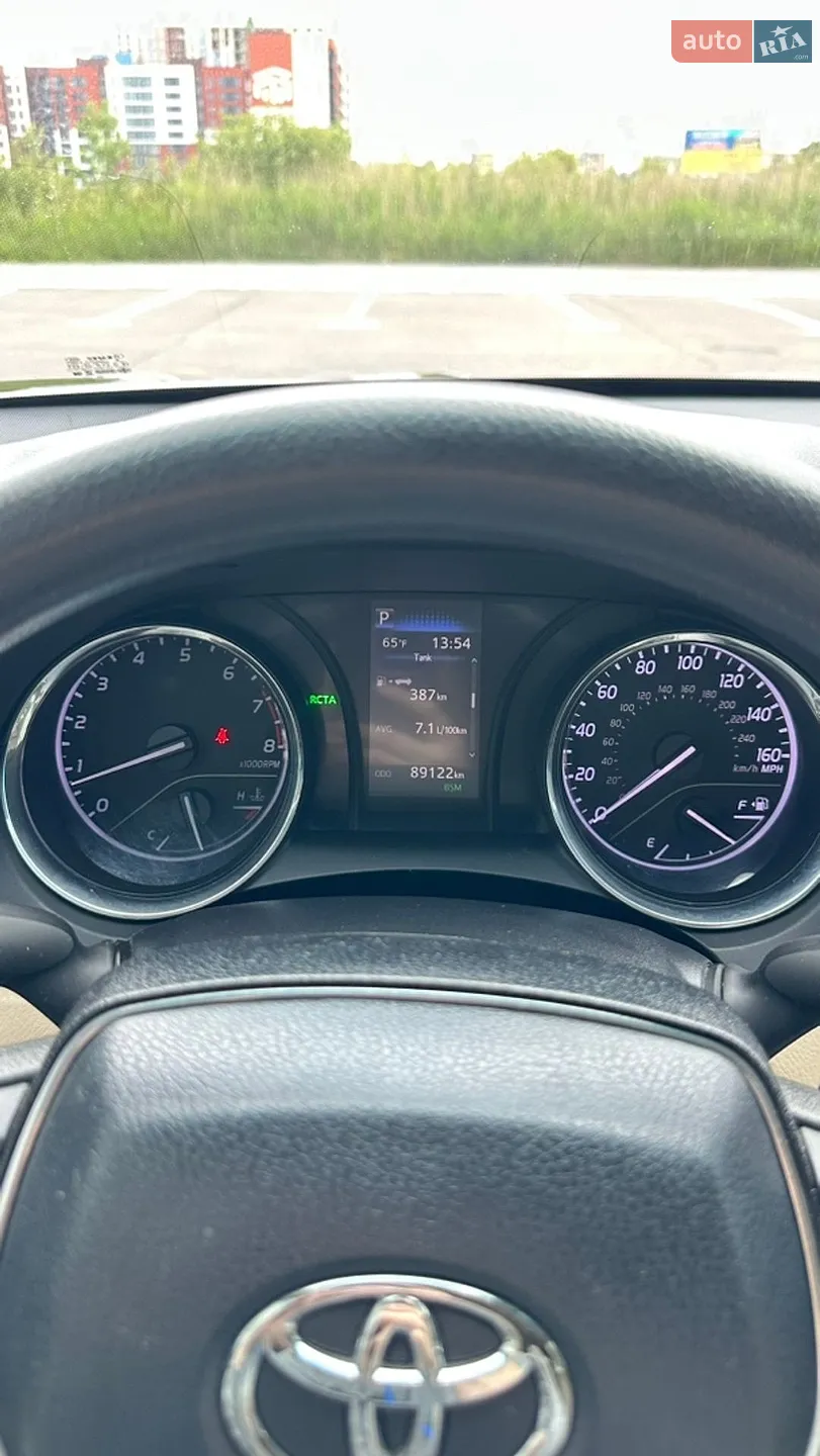 2019 Toyota Camry - мініатюра 19