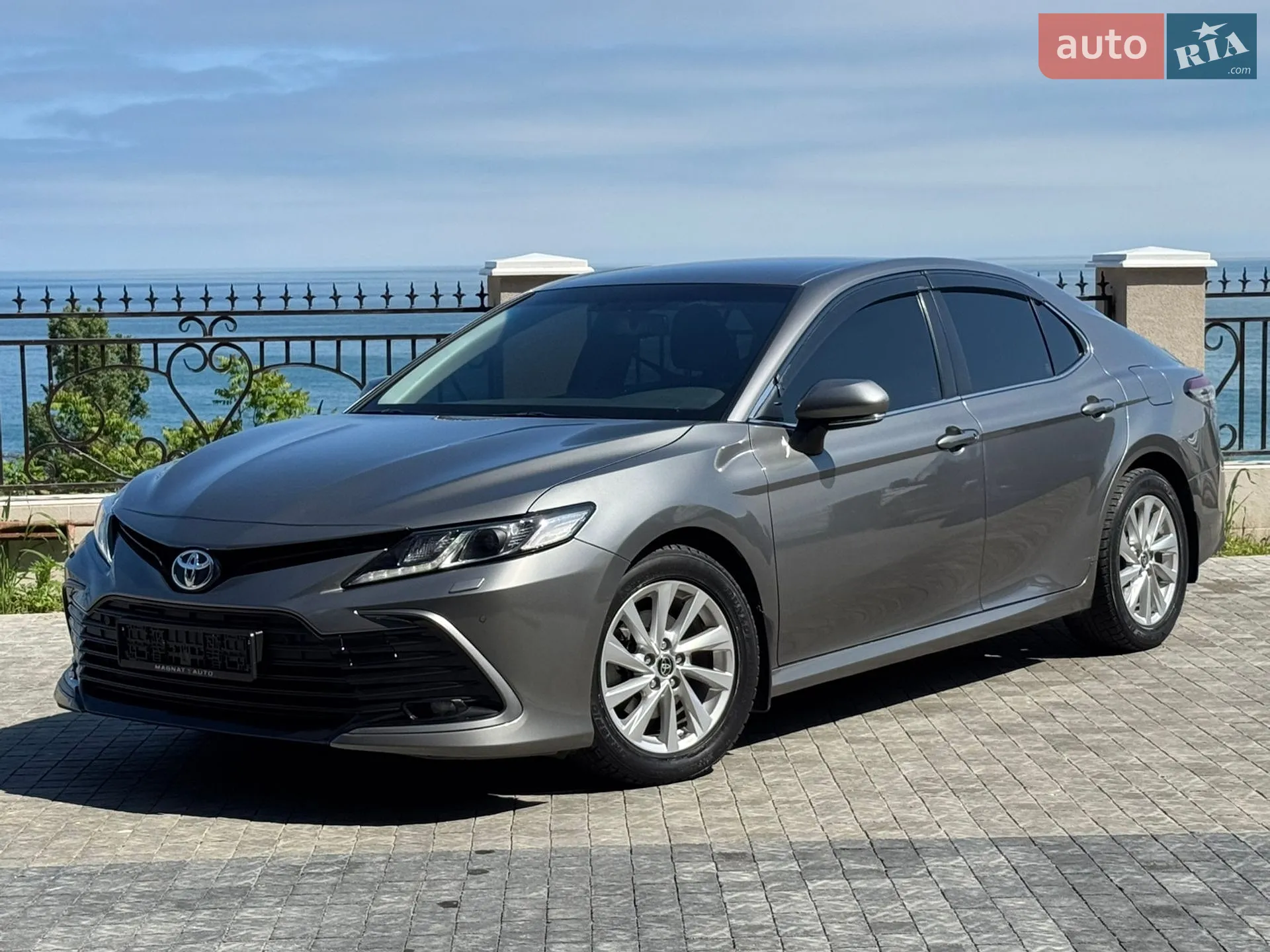 2021 Toyota Camry - фото 1