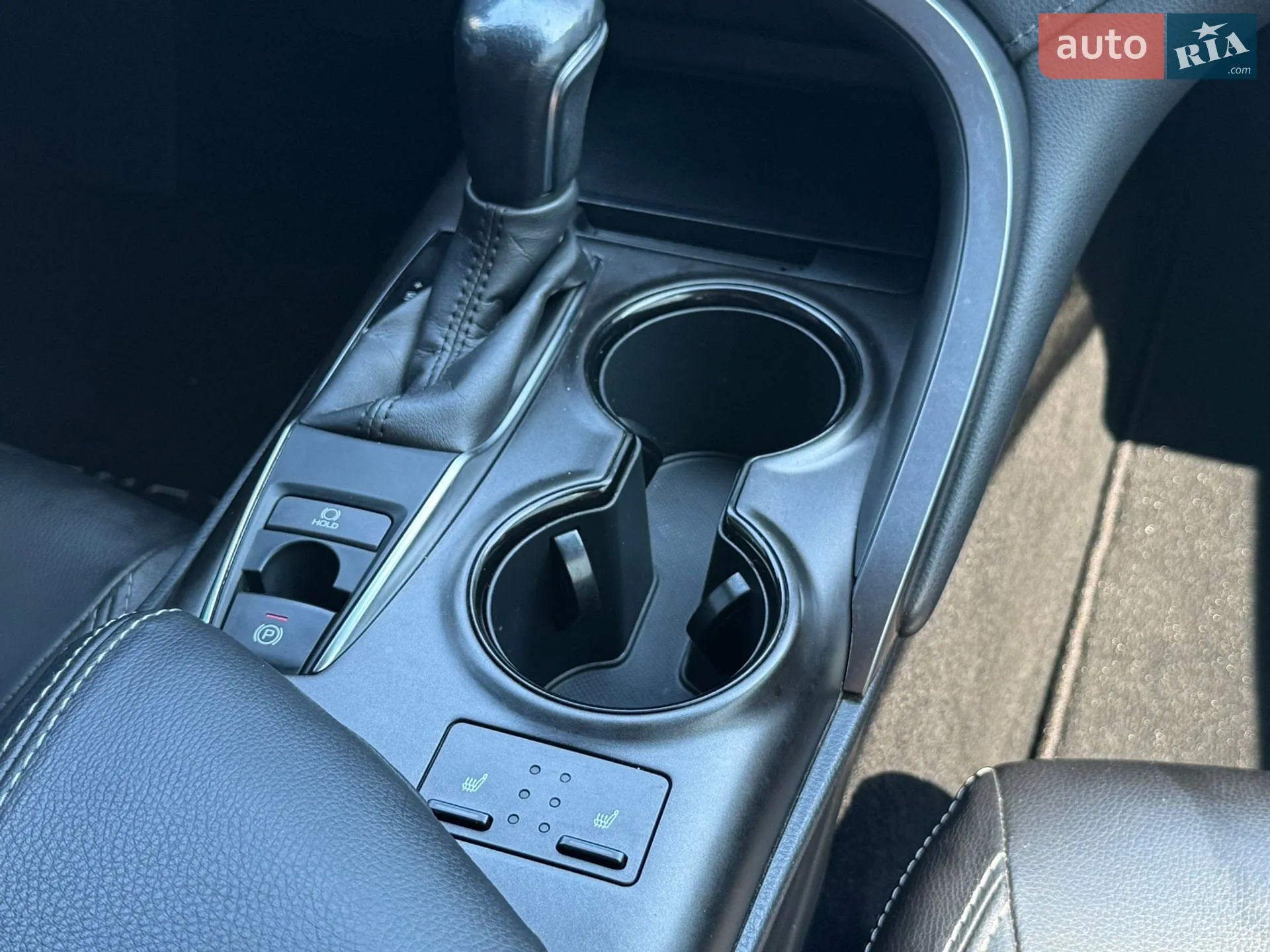2021 Toyota Camry - мініатюра 13