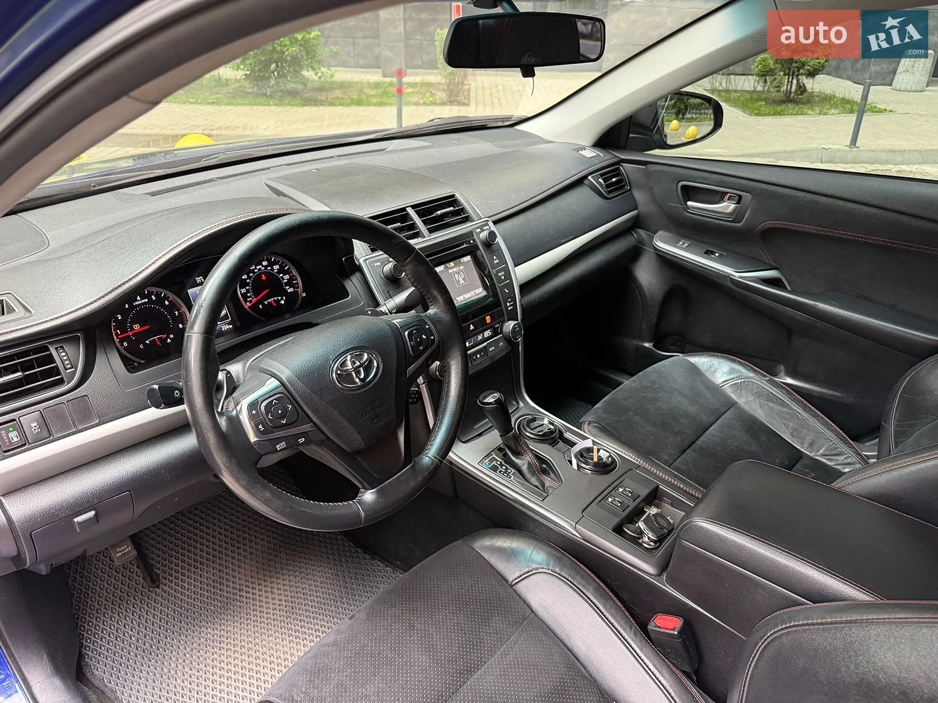 2015 Toyota Camry - мініатюра 10