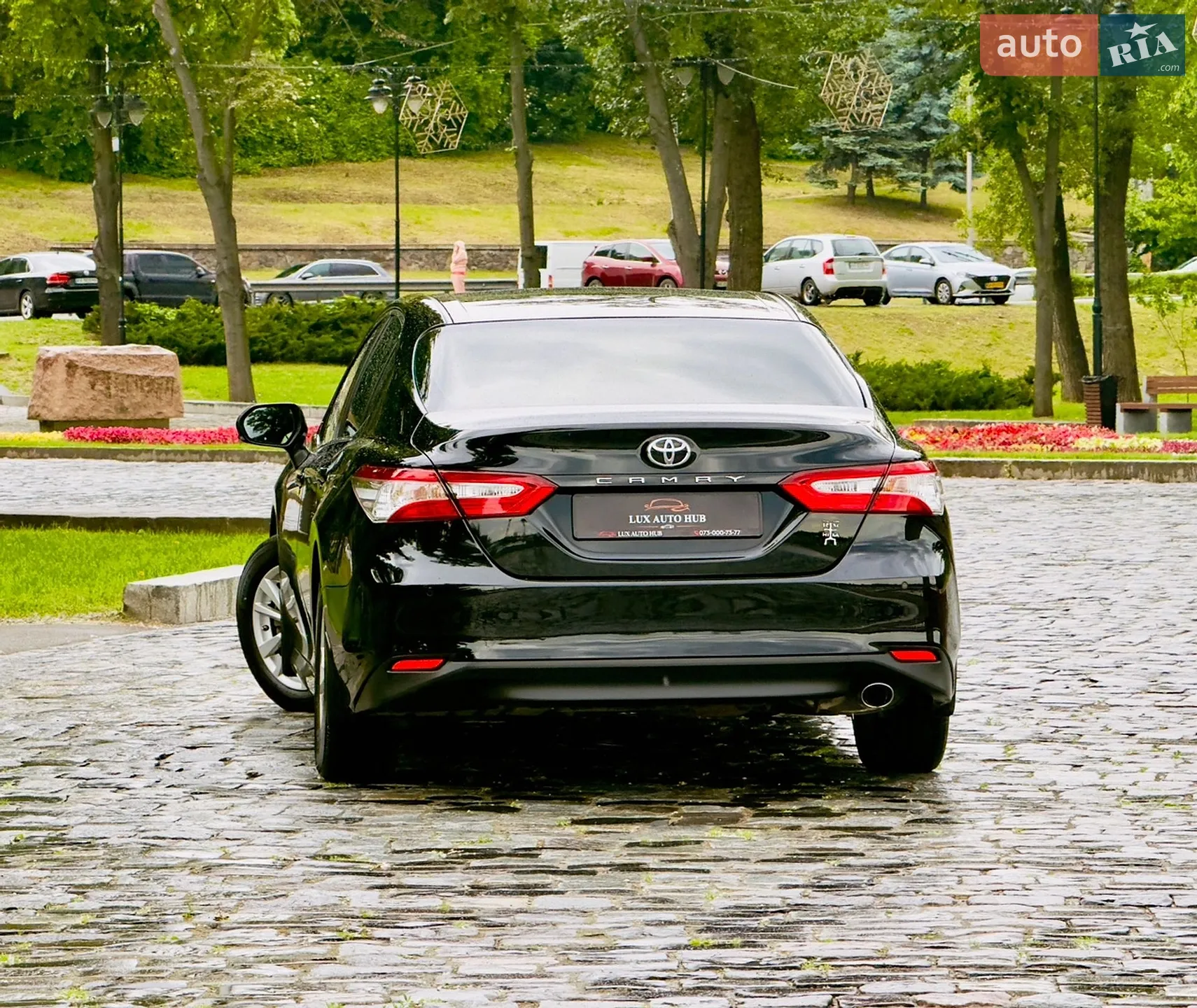 2018 Toyota Camry - мініатюра 4
