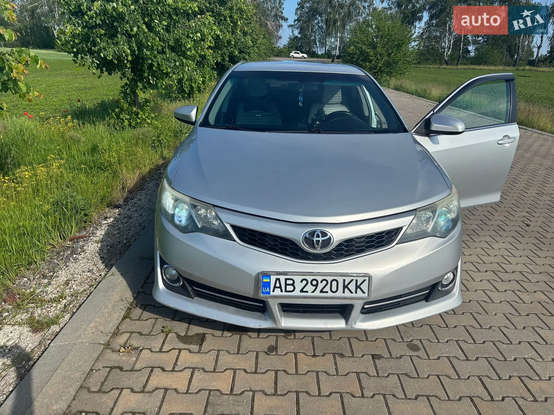 2014 Toyota Camry - мініатюра 5