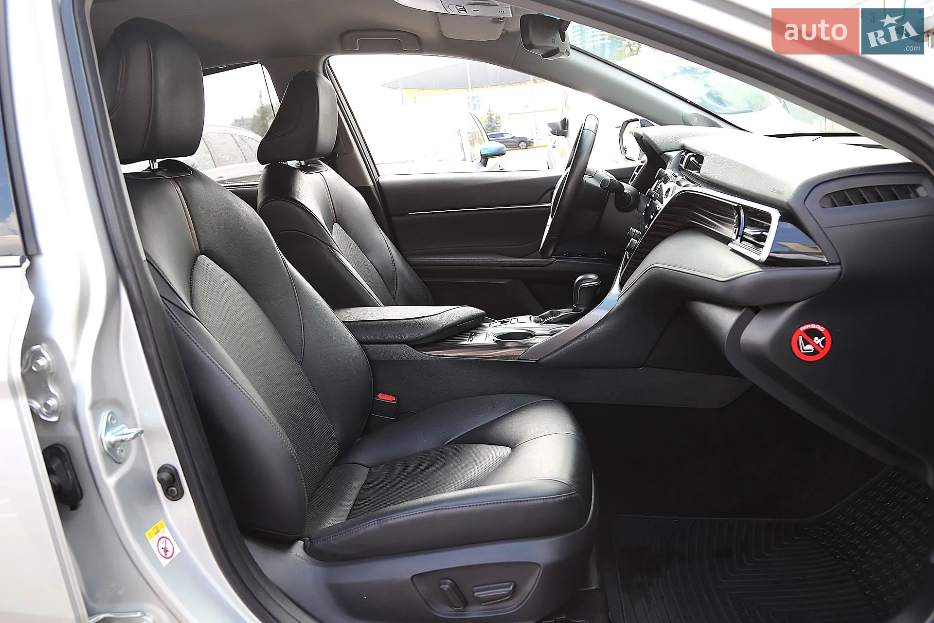 2017 Toyota Camry - мініатюра 10