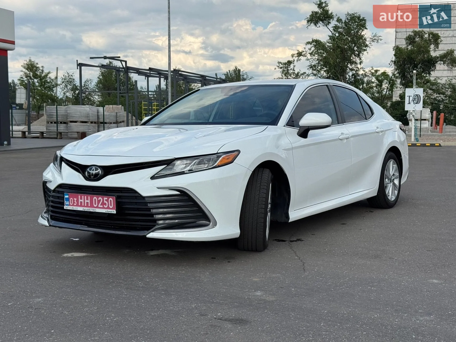2023 Toyota Camry - мініатюра 3