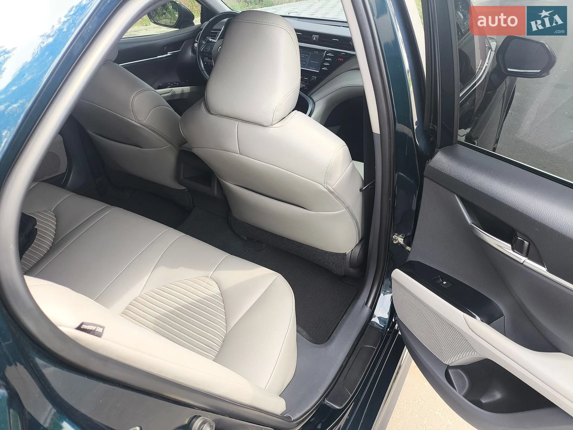 2018 Toyota Camry - мініатюра 6